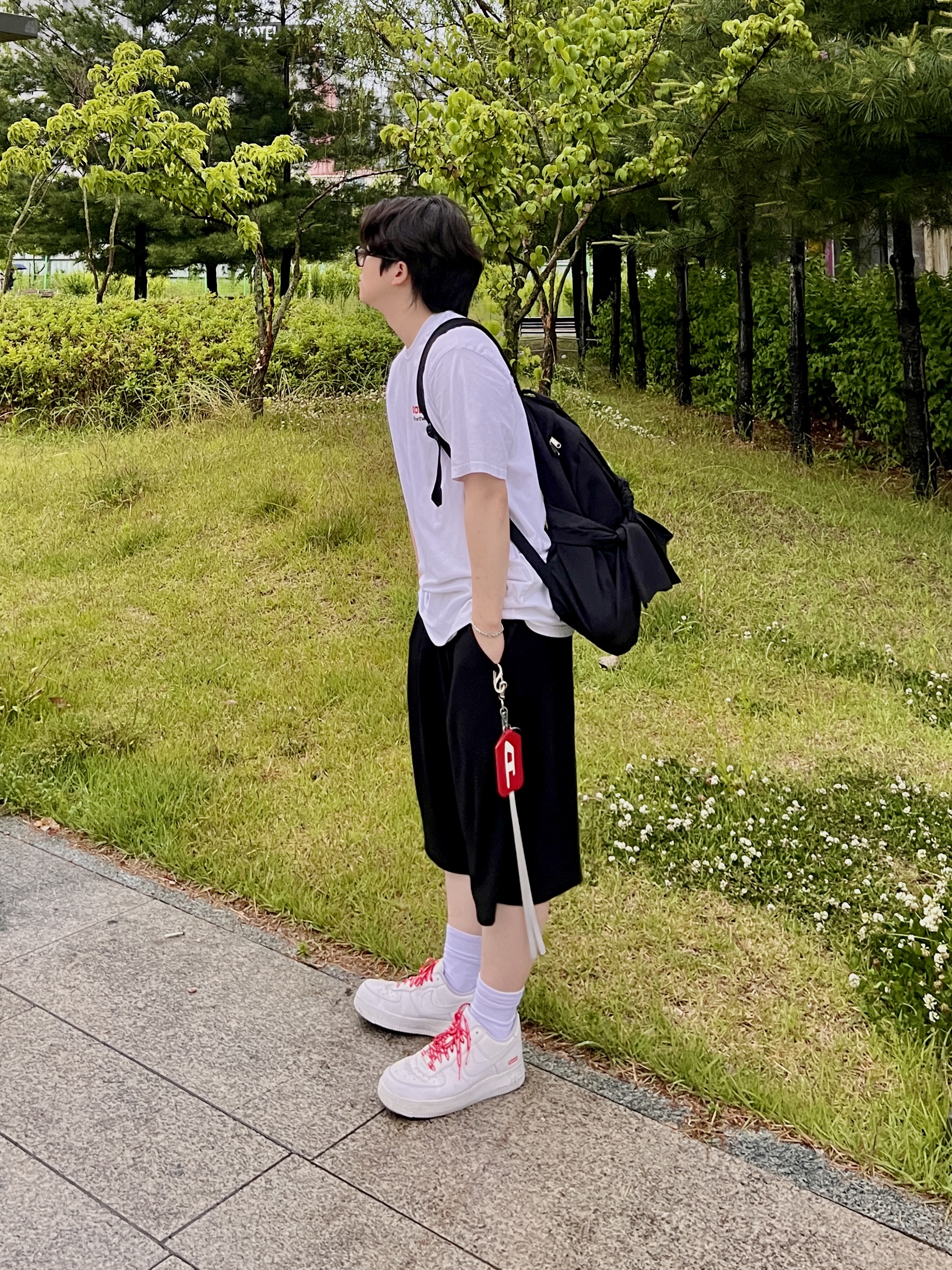 Nike x Supreme Air Force 1 Low White 착용 스타일