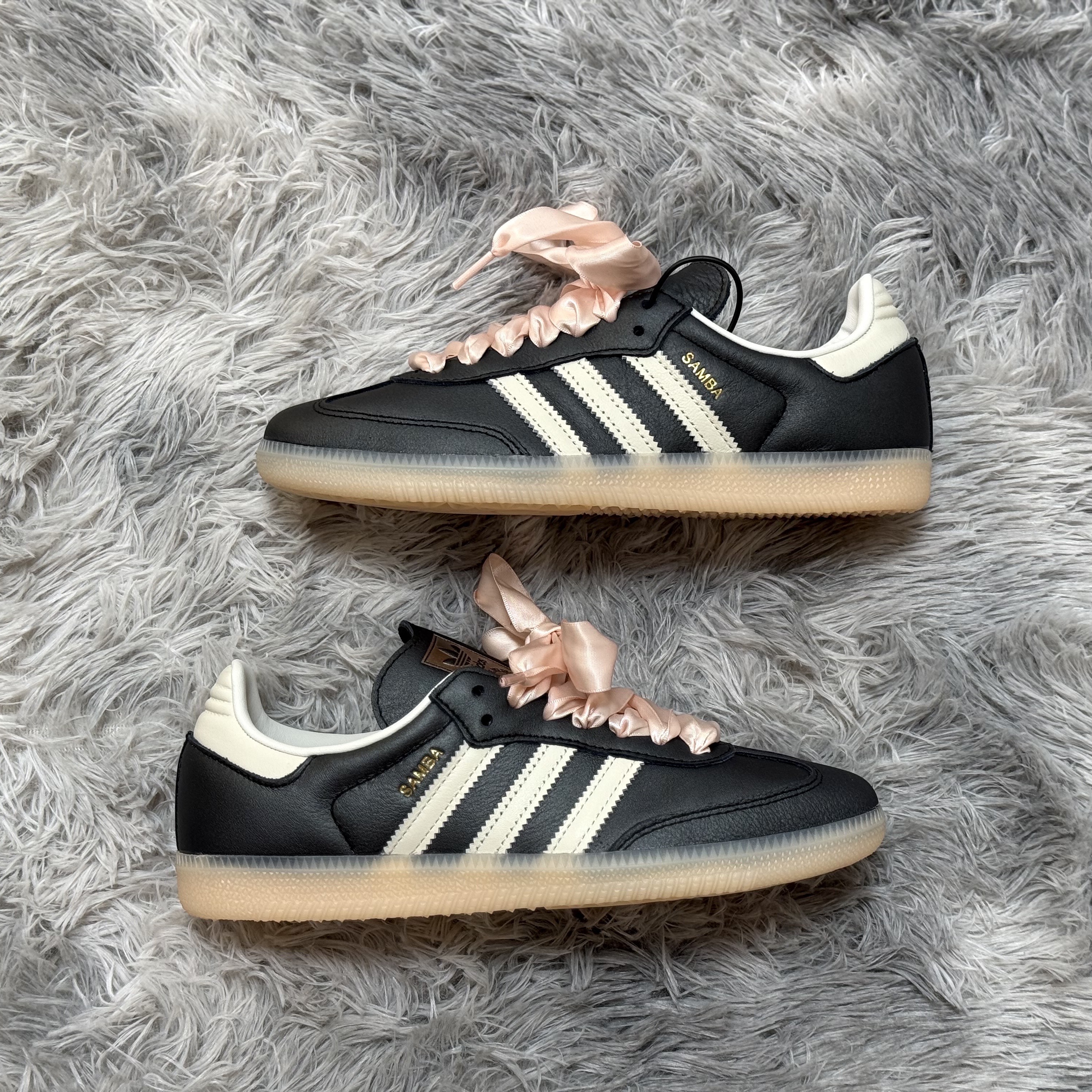 (W) Adidas Samba OG Core Black Off White 착용 스타일 - 3