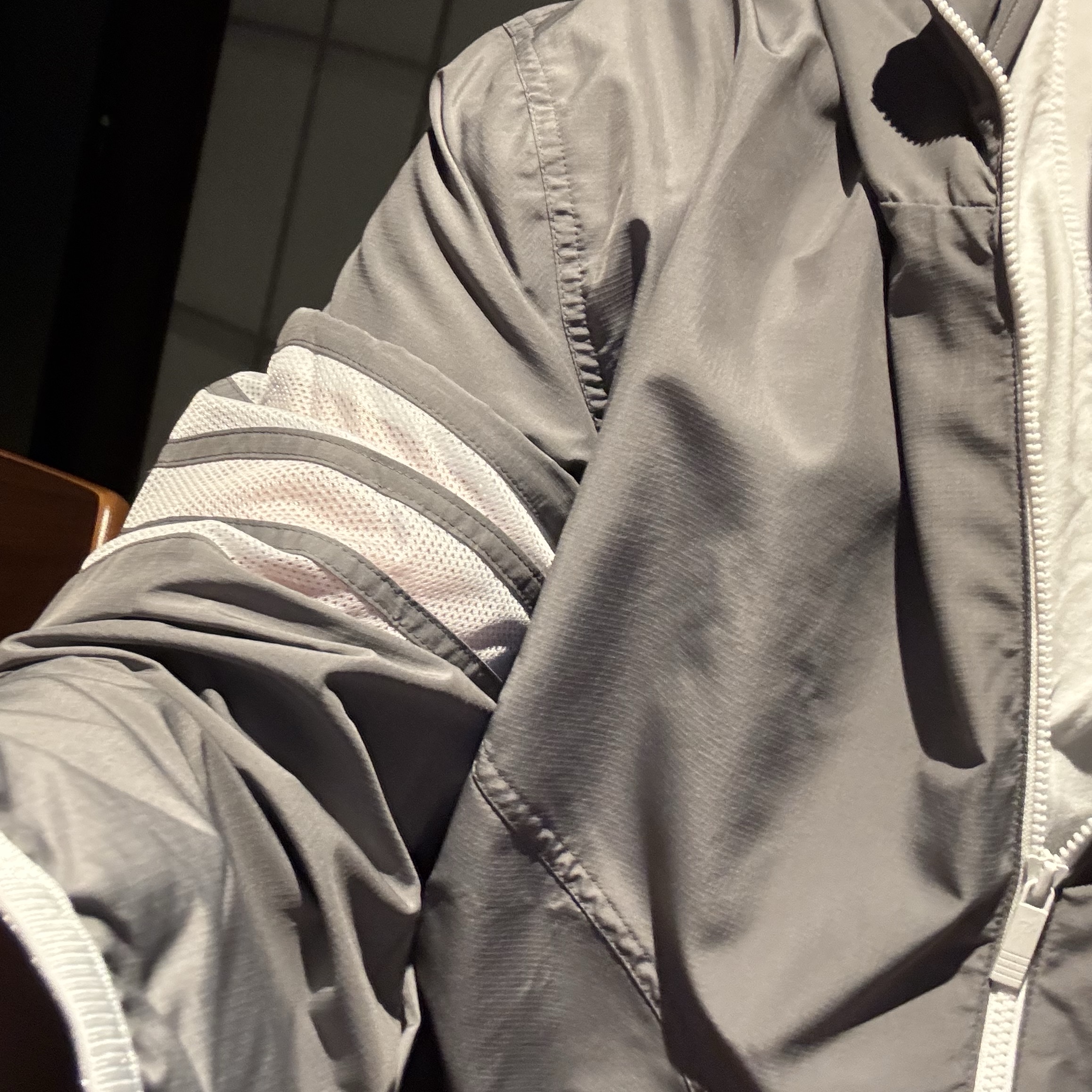 Thom Browne Military Ripstop Mesh 4-Bar Packable Zip Hoodie Medium Grey 착용 스타일