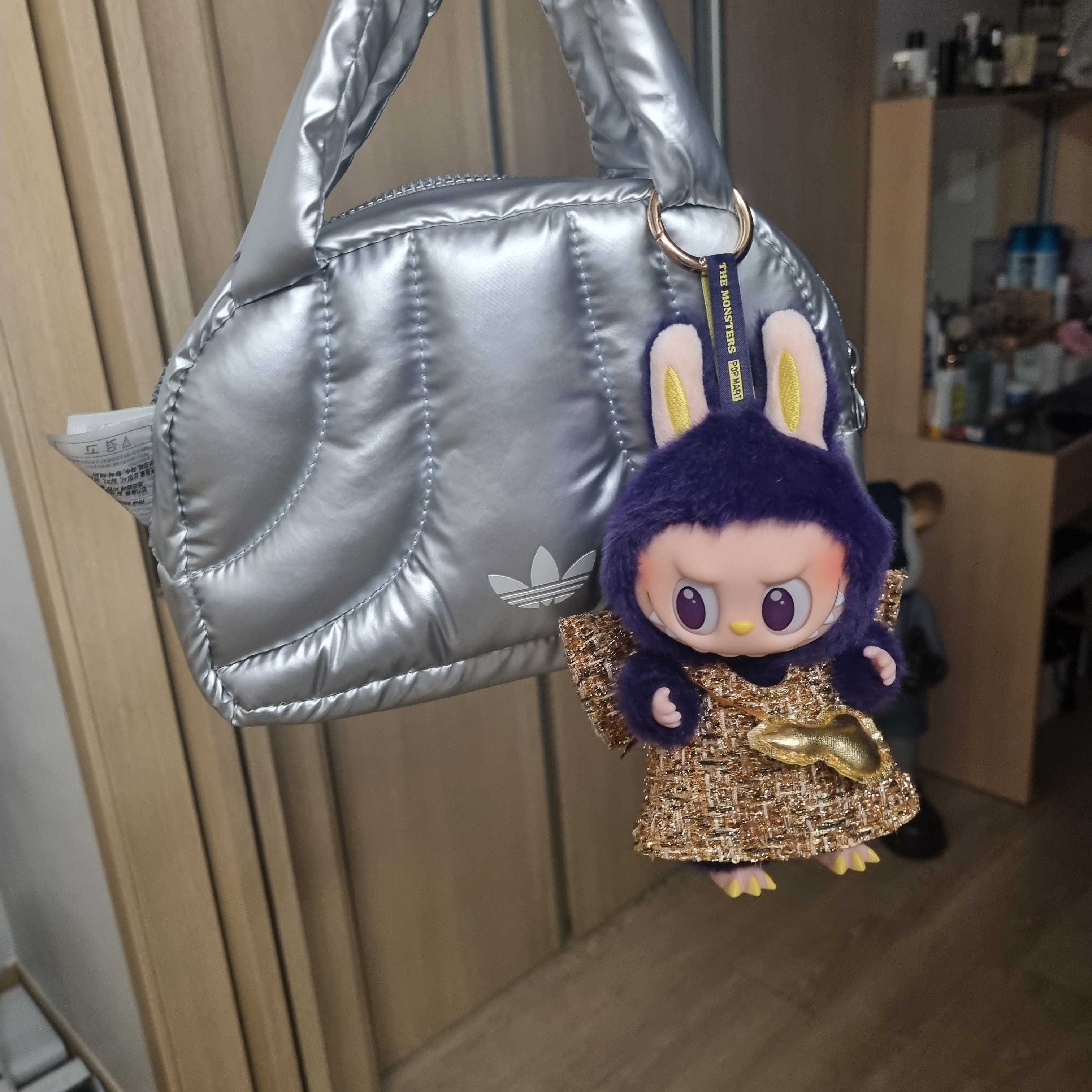 Pop Mart Labubu x Pronounce Lucky Fairy Toy Keyring 착용 스타일 - 2