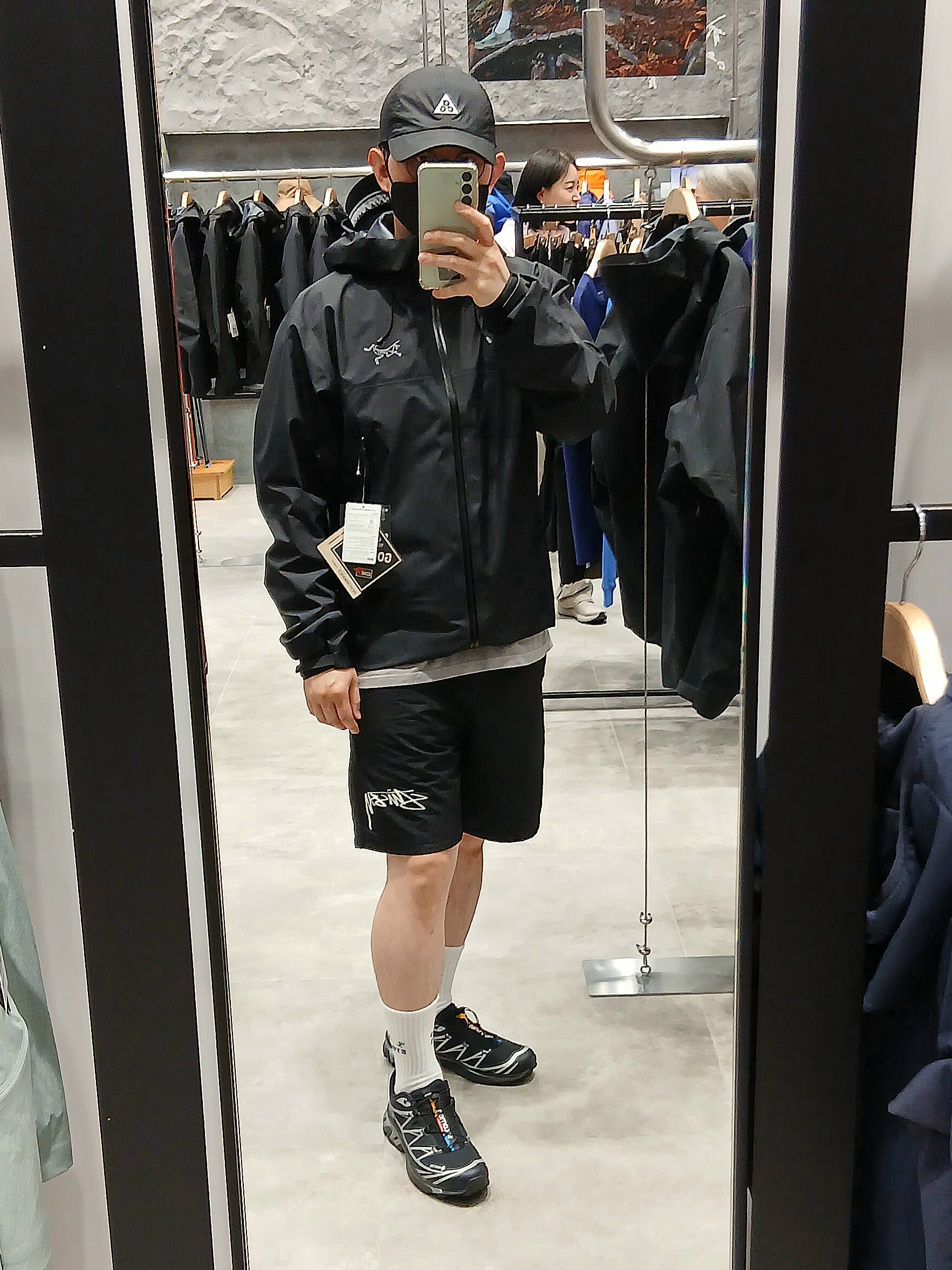 Nike ACG Trail Cap Black, IAB Studio Socks White (5 Pack) 착용 스타일 - 1