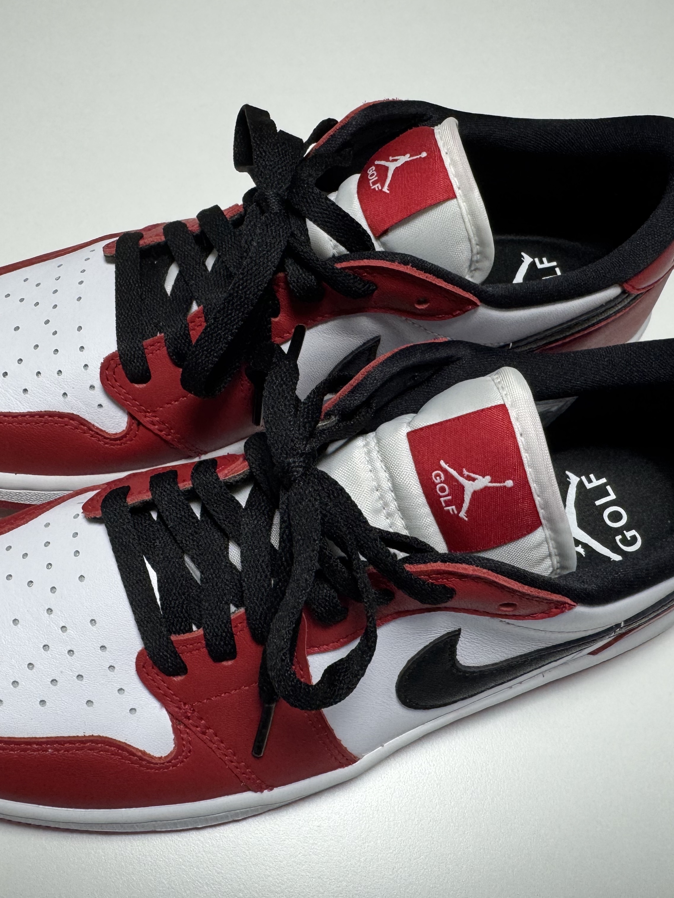 Jordan 1 Low Golf Chicago 착용 스타일 - 1