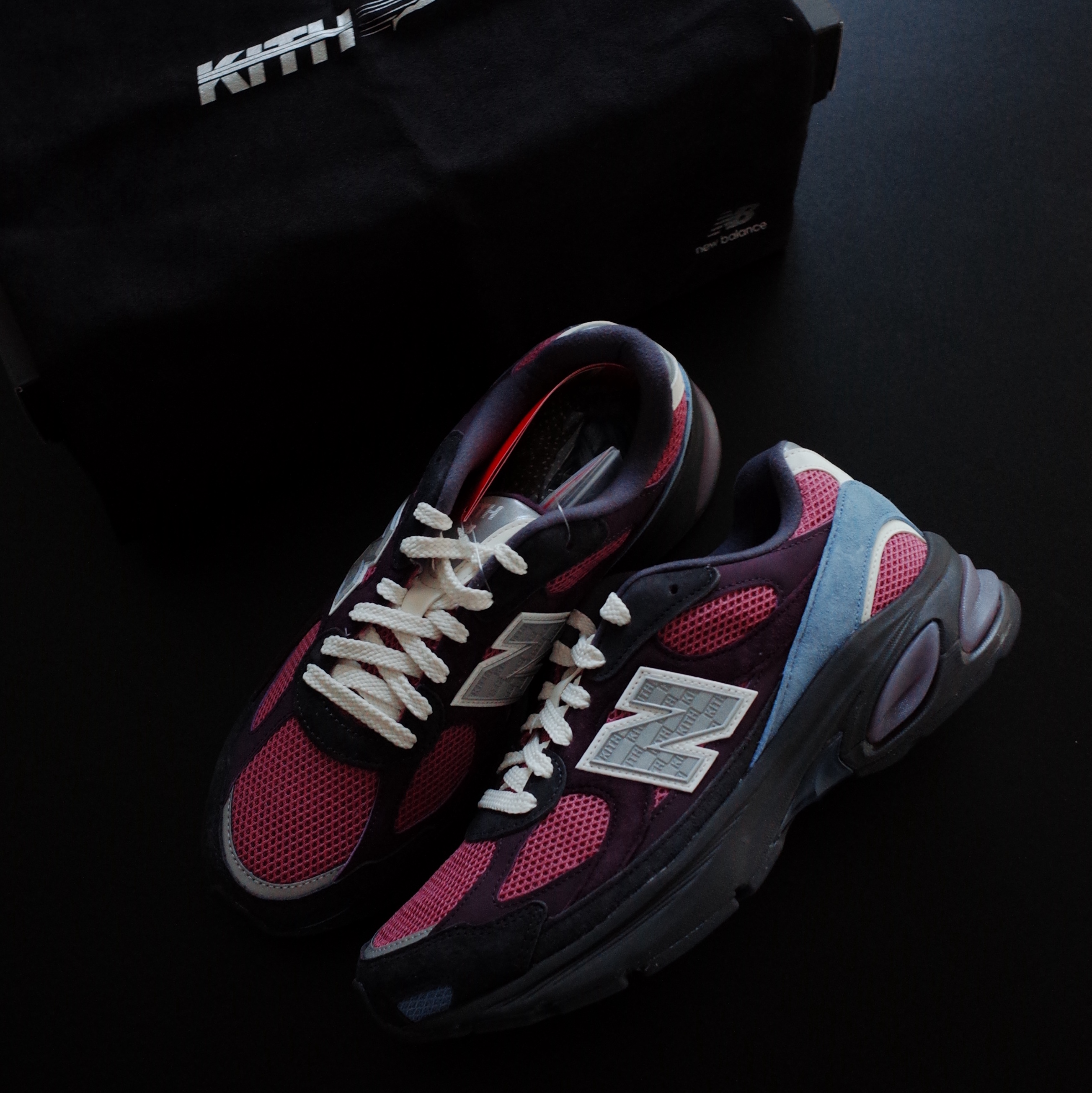 New Balance x Ronnie Fieg 2010 Abzorb Purple Purple 착용 스타일 - 2