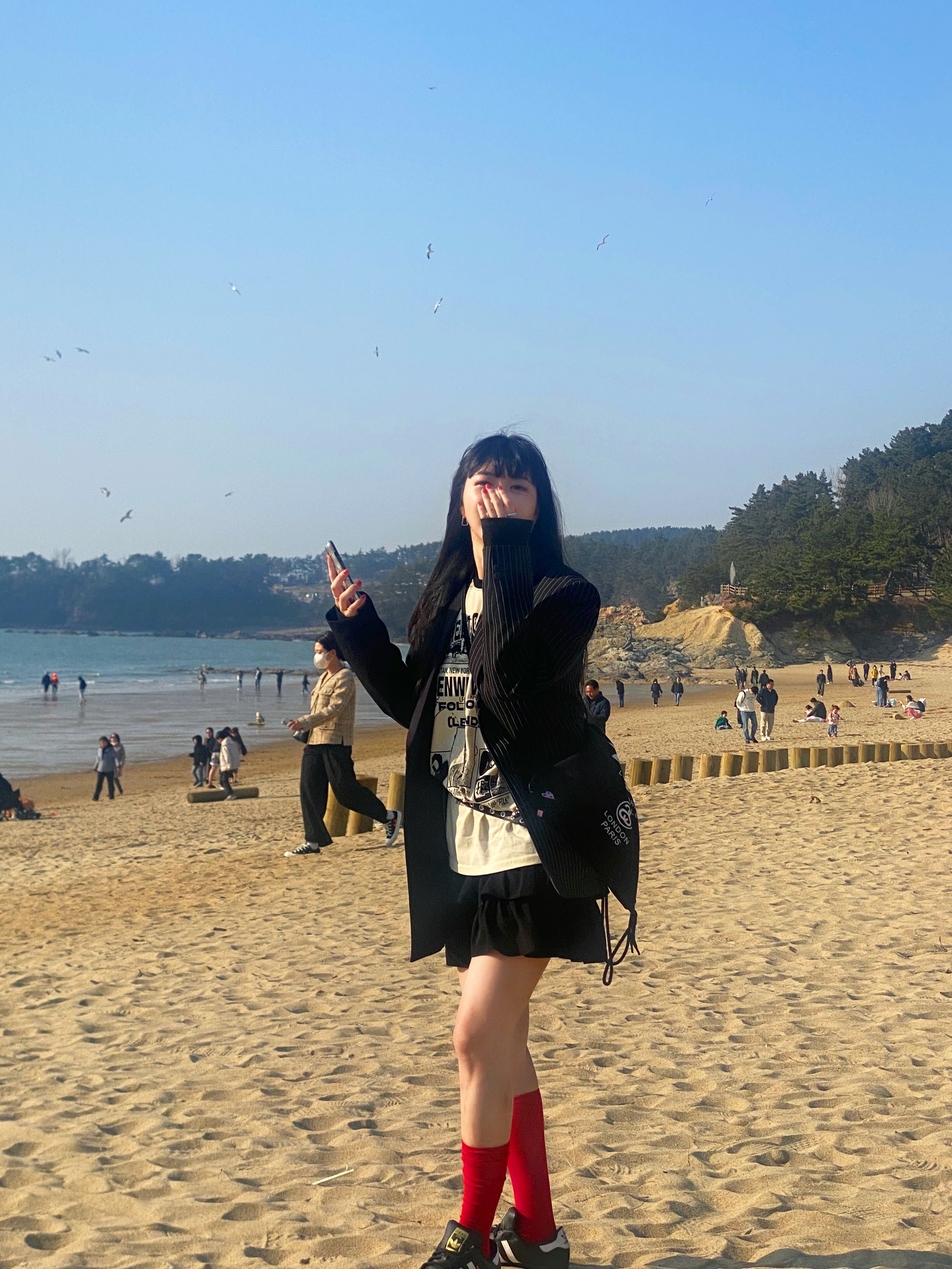 DEFYCLUBROBBERS That Is Where It Started Raglan 착용 스타일