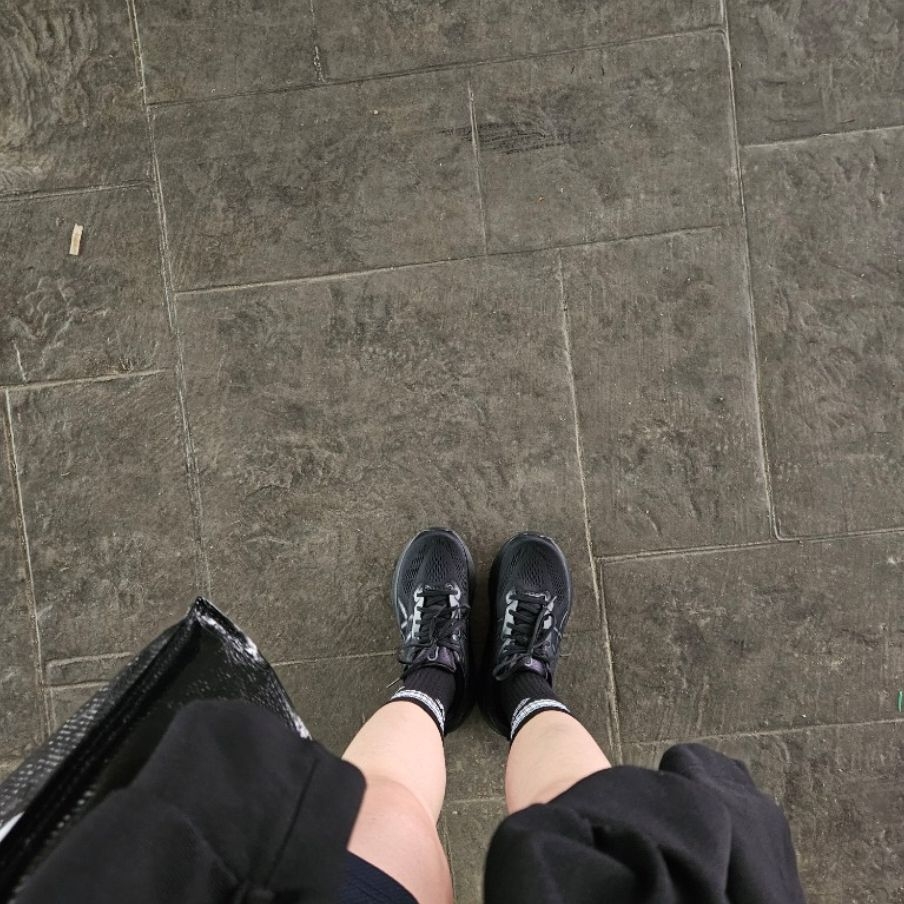 (W) Asics Gel-Kayano 31 Black - D Wide 착용 스타일