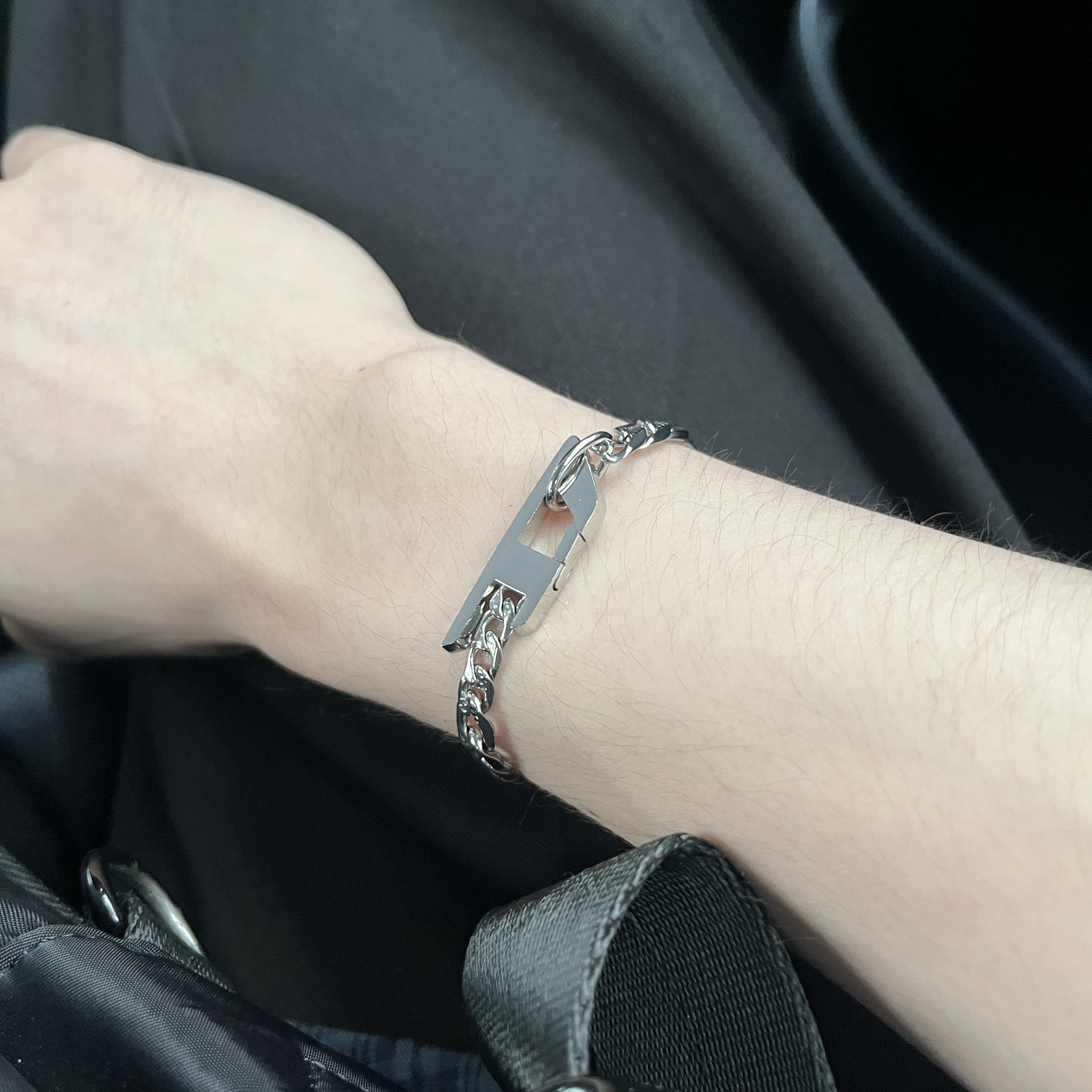 Diesel Dx1496 Stainless Steel Chain Bracelet Silver 착용 스타일