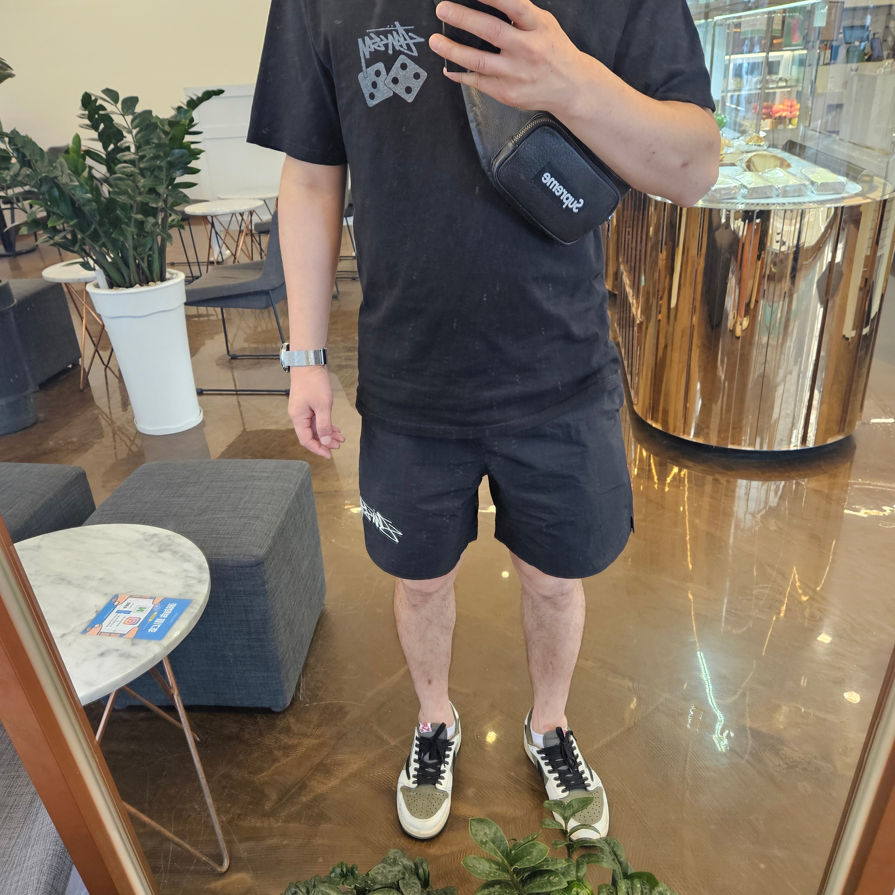 Nike x Stussy Shorts Black (FJ9167-010), Stussy Pigment Dyed Dice T-Shirt Black 착용 스타일
