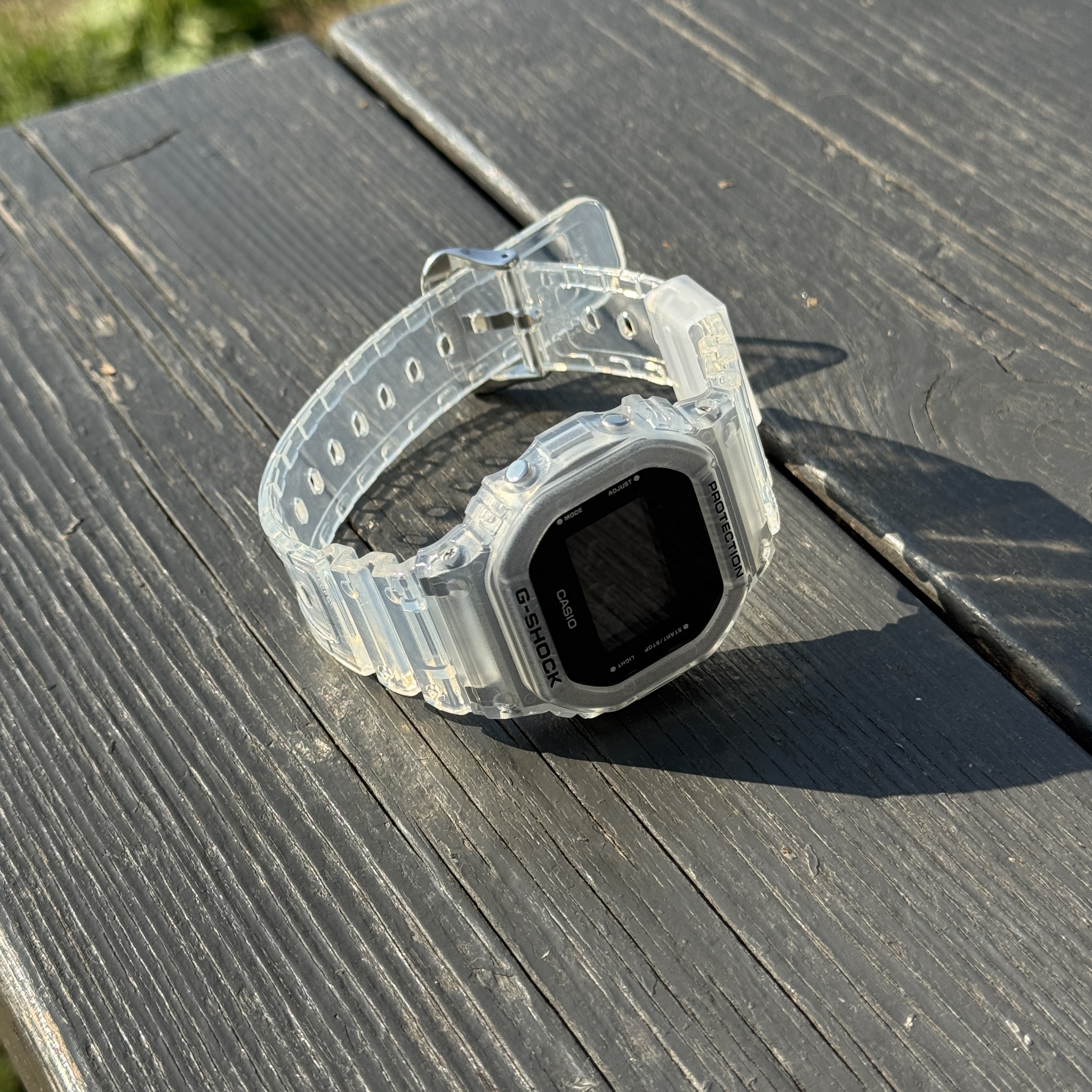 Casio G-Shock DW-5600USKE-7 착용 스타일 - 3