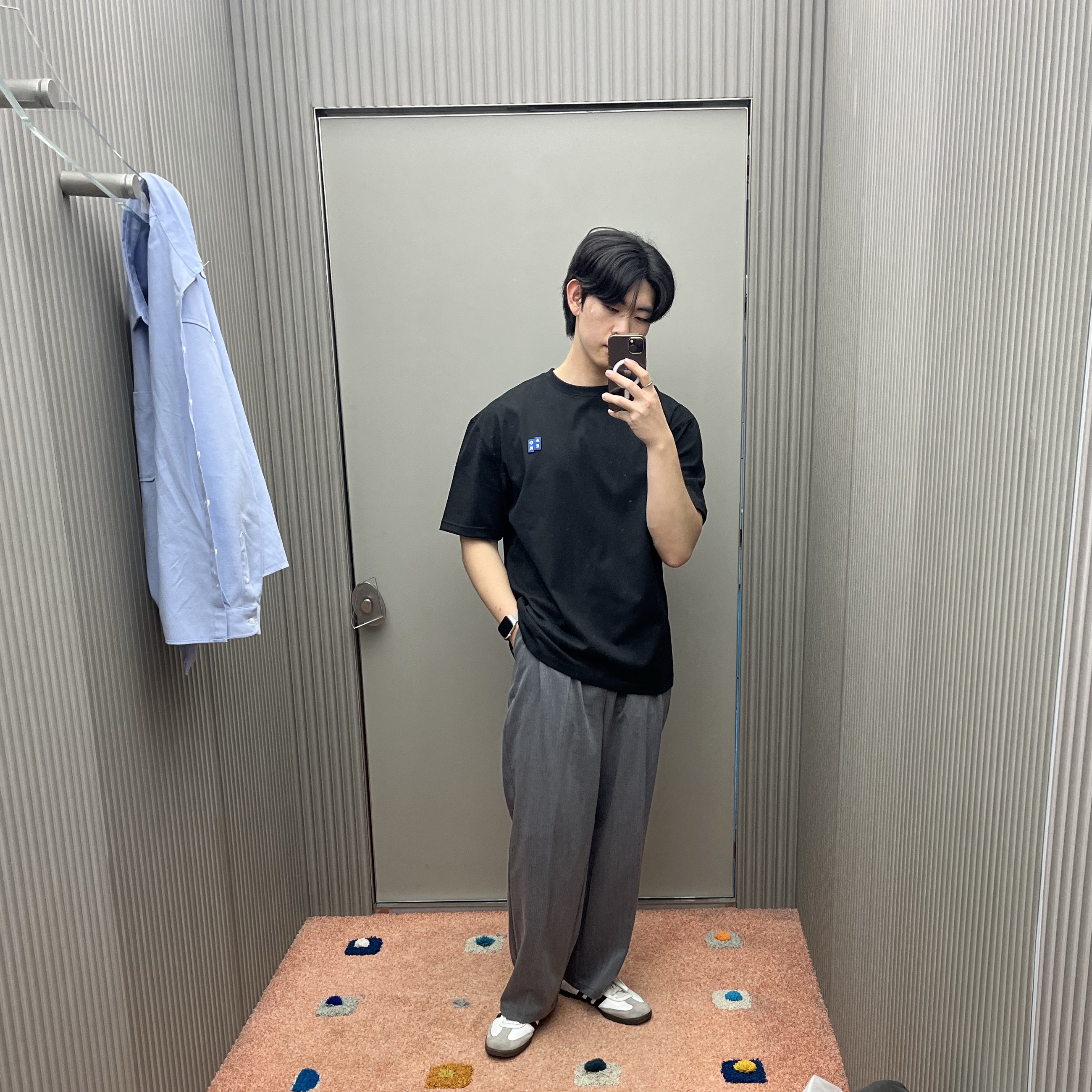 Ader Error Sig; TRS/BL Tag T-Shirt 01 Black 착용 스타일