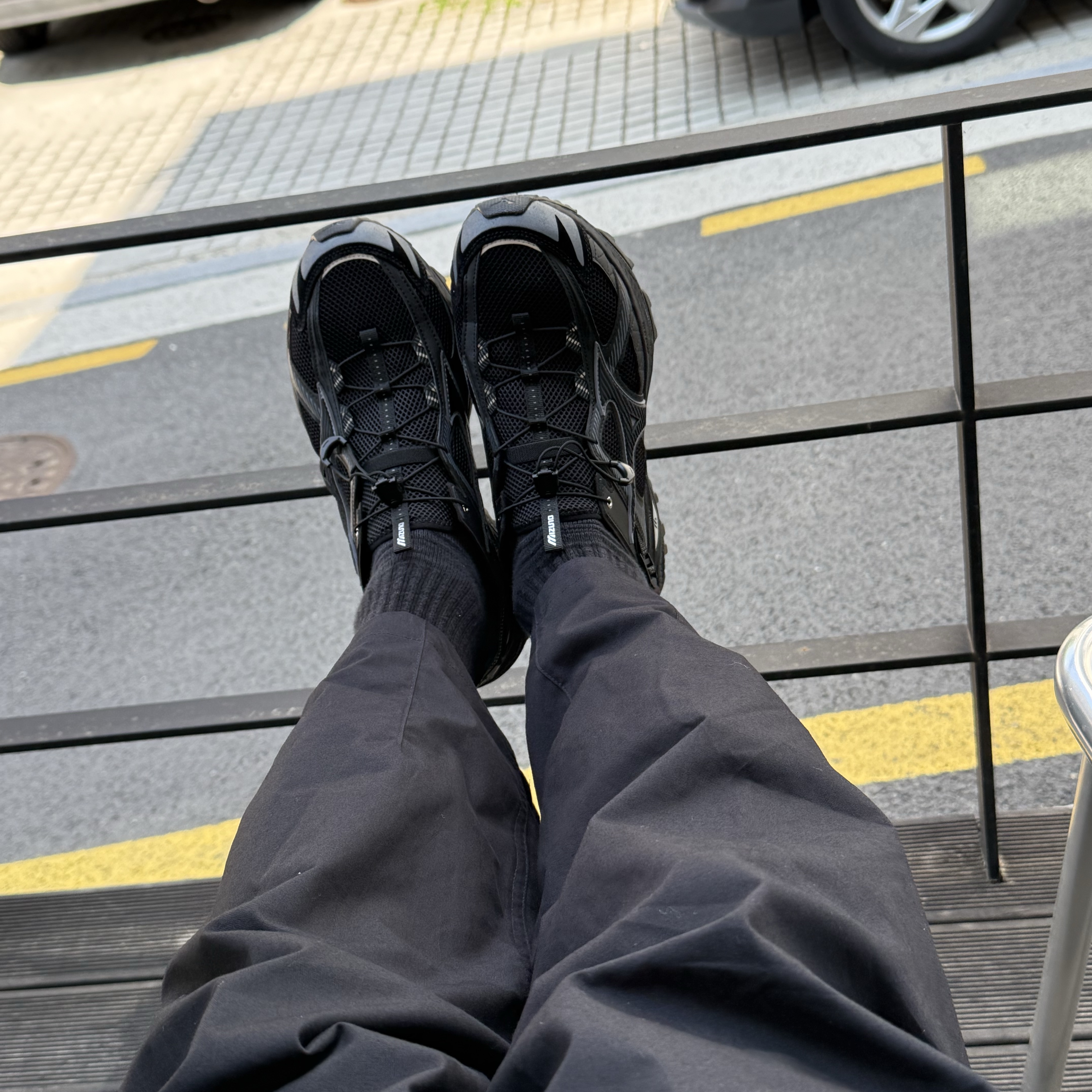 Mizuno Racer Trail SE Black 착용 스타일