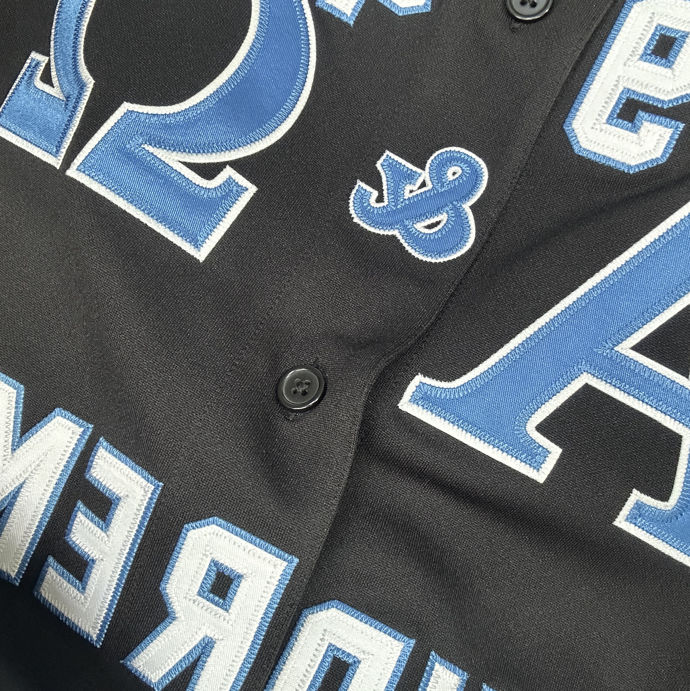 Supreme Alpha Omega Baseball Jersey Black - 24FW 착용 스타일