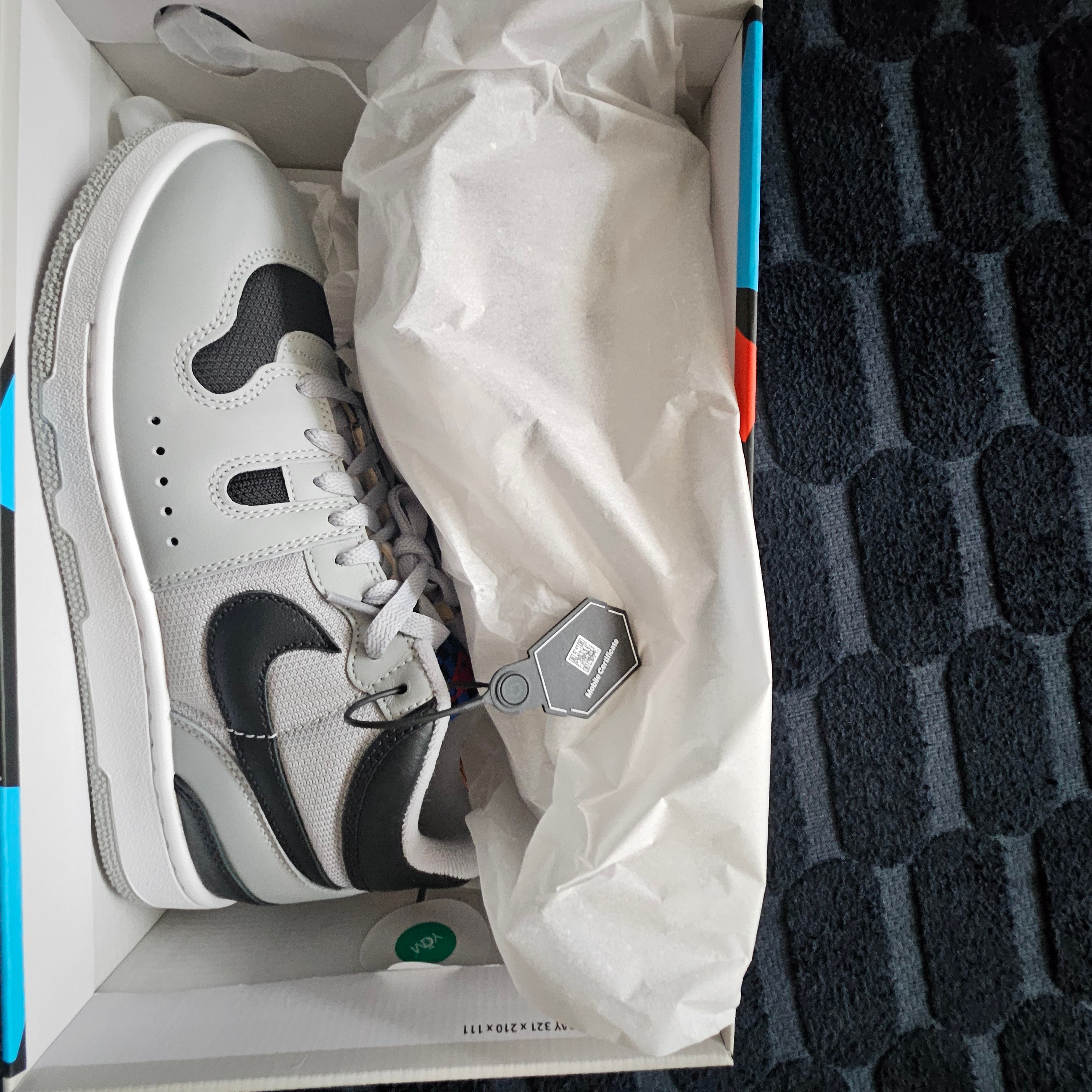 Nike Mac Attack QS SP Light Smoke Grey 착용 스타일 - 2