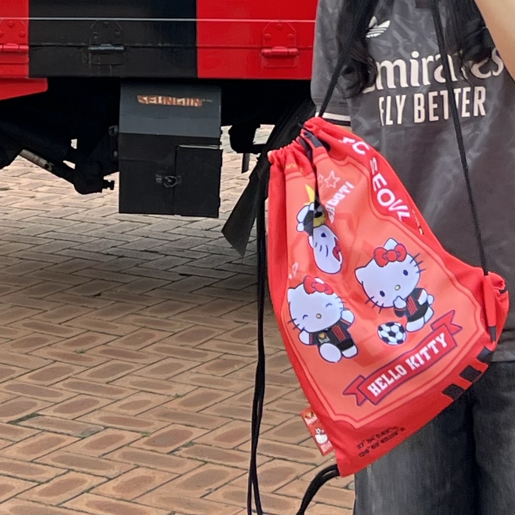 K League x Sanrio Characters 2025 Gym Sack Hello Kitty FC Seoul Red, Adidas Real Madrid 2024/25 3rd Jersey Charcoal - KR Sizing (Non Marking Ver.) 착용 스타일 - 3
