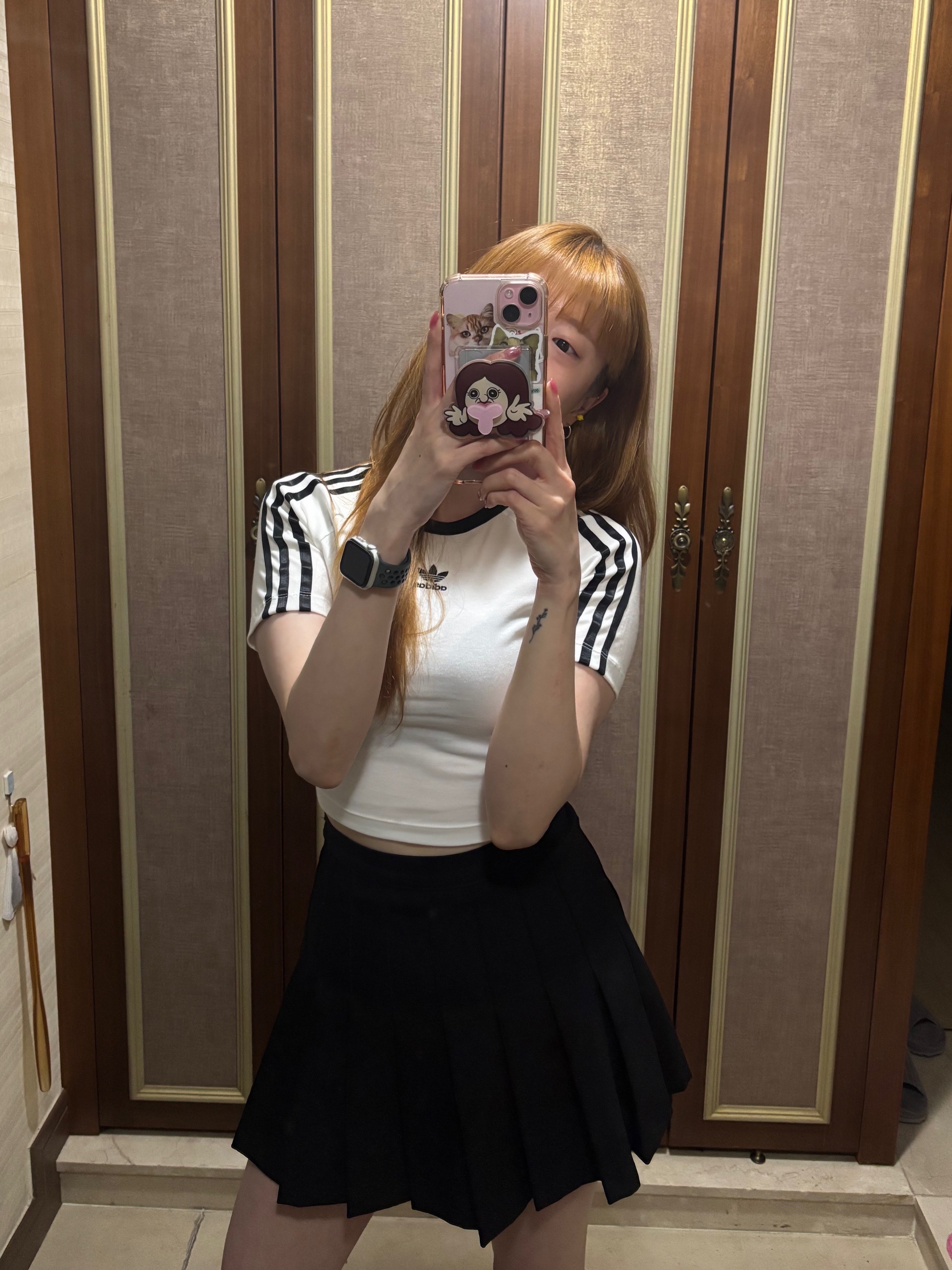 (W) Adidas 3S Baby T-Shirt White - KR Sizing, Adidas Adilette Clog Black White 착용 스타일 - 1