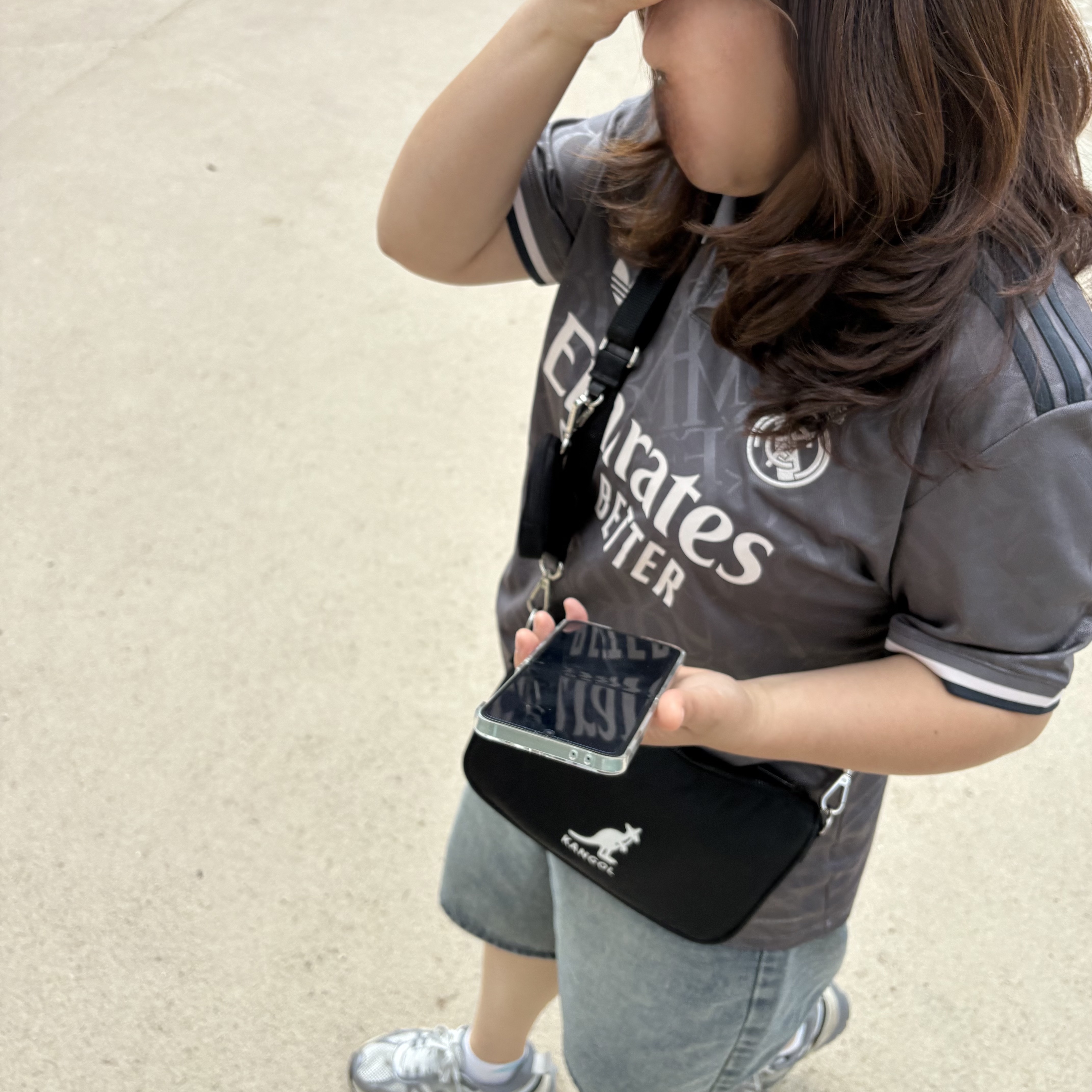 Adidas Real Madrid 2024/25 3rd Jersey Charcoal - KR Sizing (Non Marking Ver.) 착용 스타일
