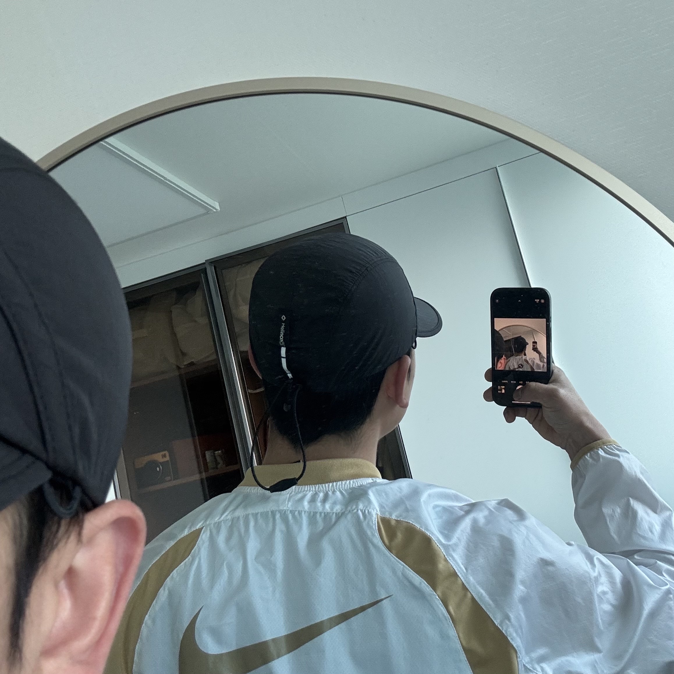 Helinox 15th Anniversary Field Bill Cap Black 착용 스타일 - 2