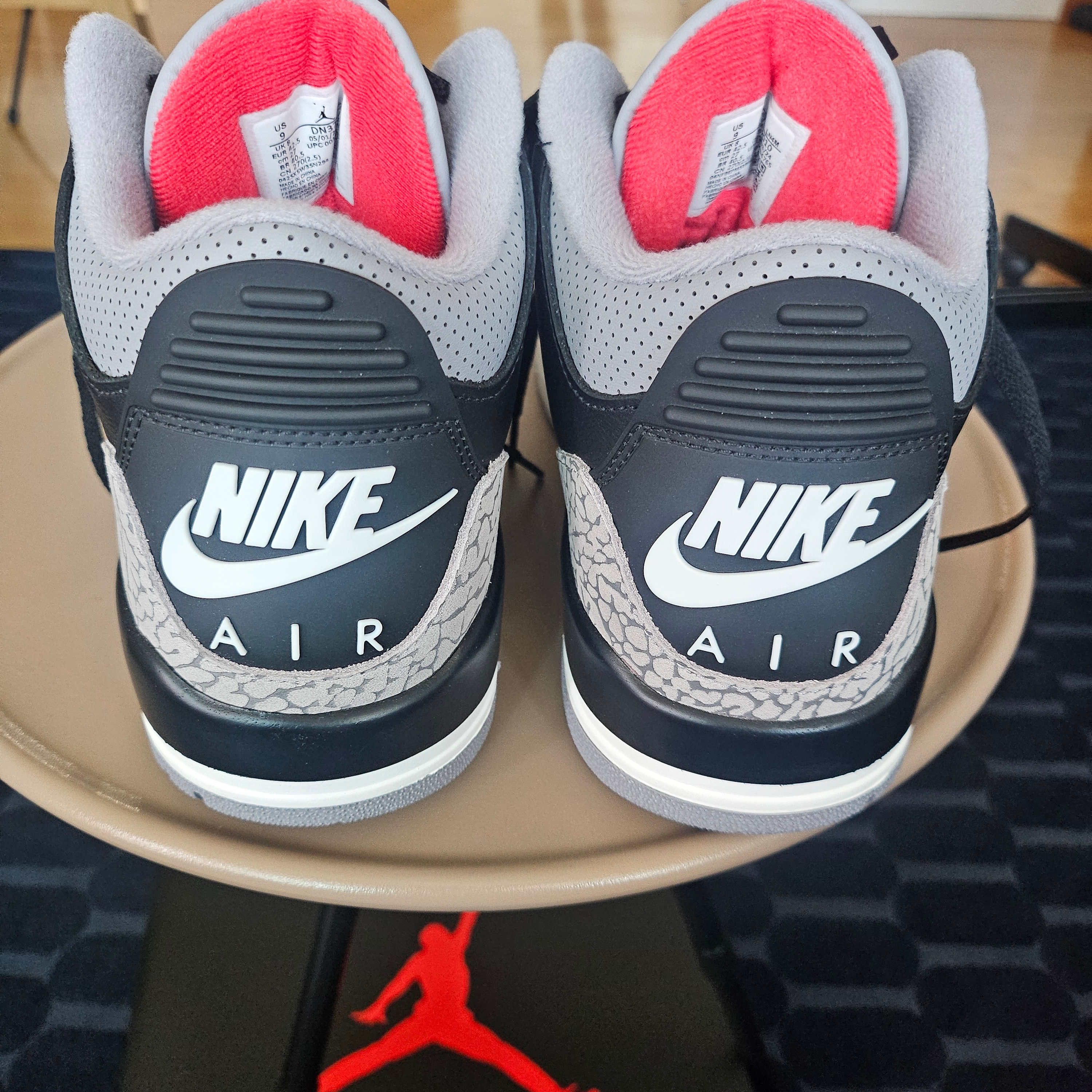 Jordan 3 Retro Black Cement 2024 착용 스타일 - 4