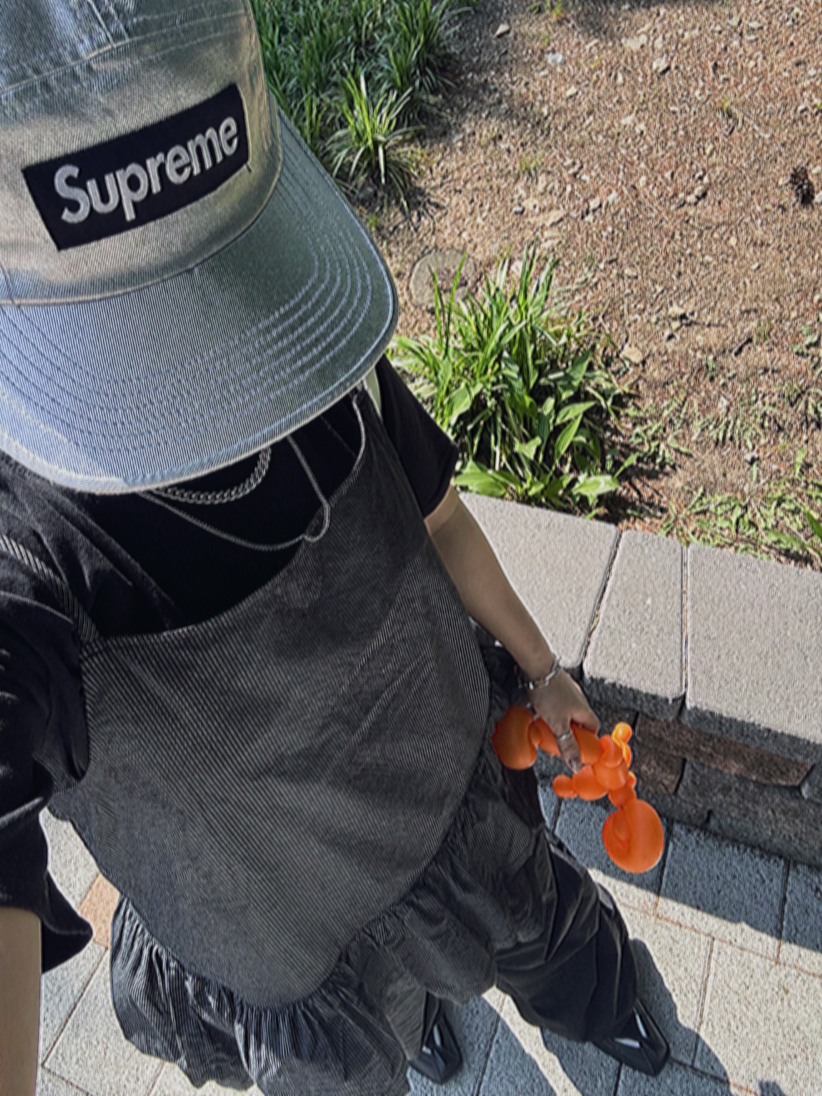 Supreme Washed Chino Twill Camp Cap Silver - 25SS, Adidas Puffy Satin Mini Shoulder Bag Silver Metallic 착용 스타일 - 1