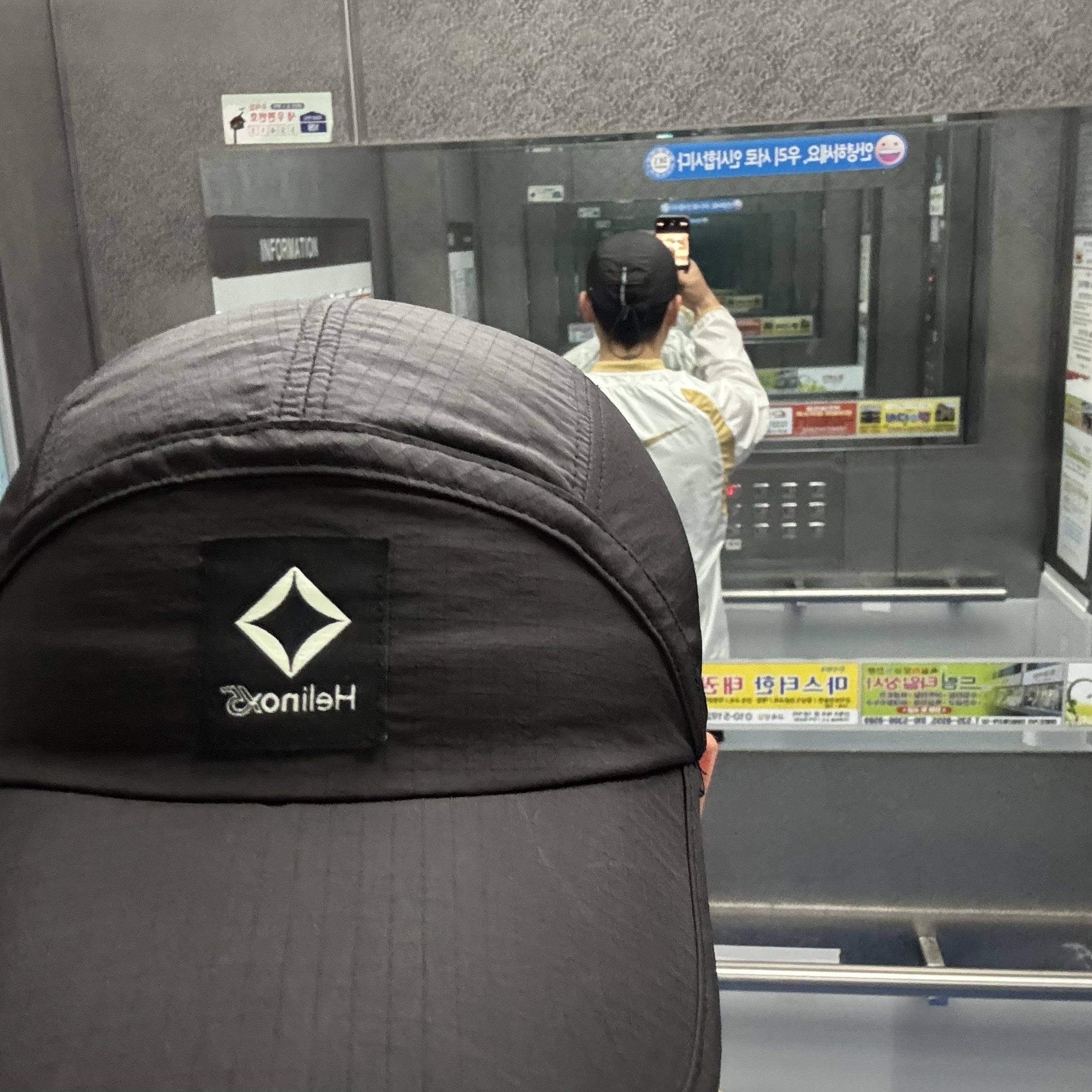 Helinox 15th Anniversary Field Bill Cap Black 착용 스타일 - 1