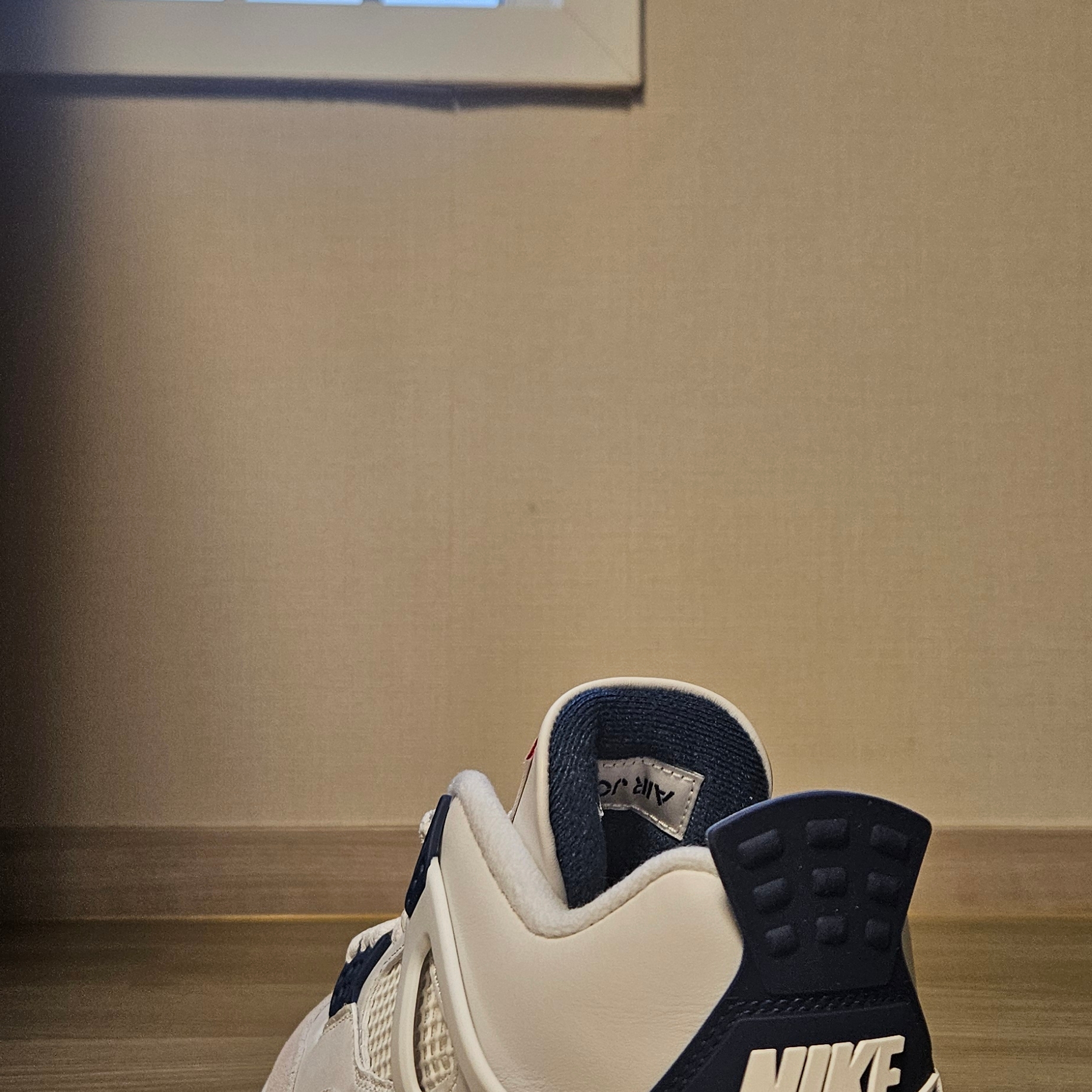 Jordan 4 x Nike SB Retro SP Navy 착용 스타일