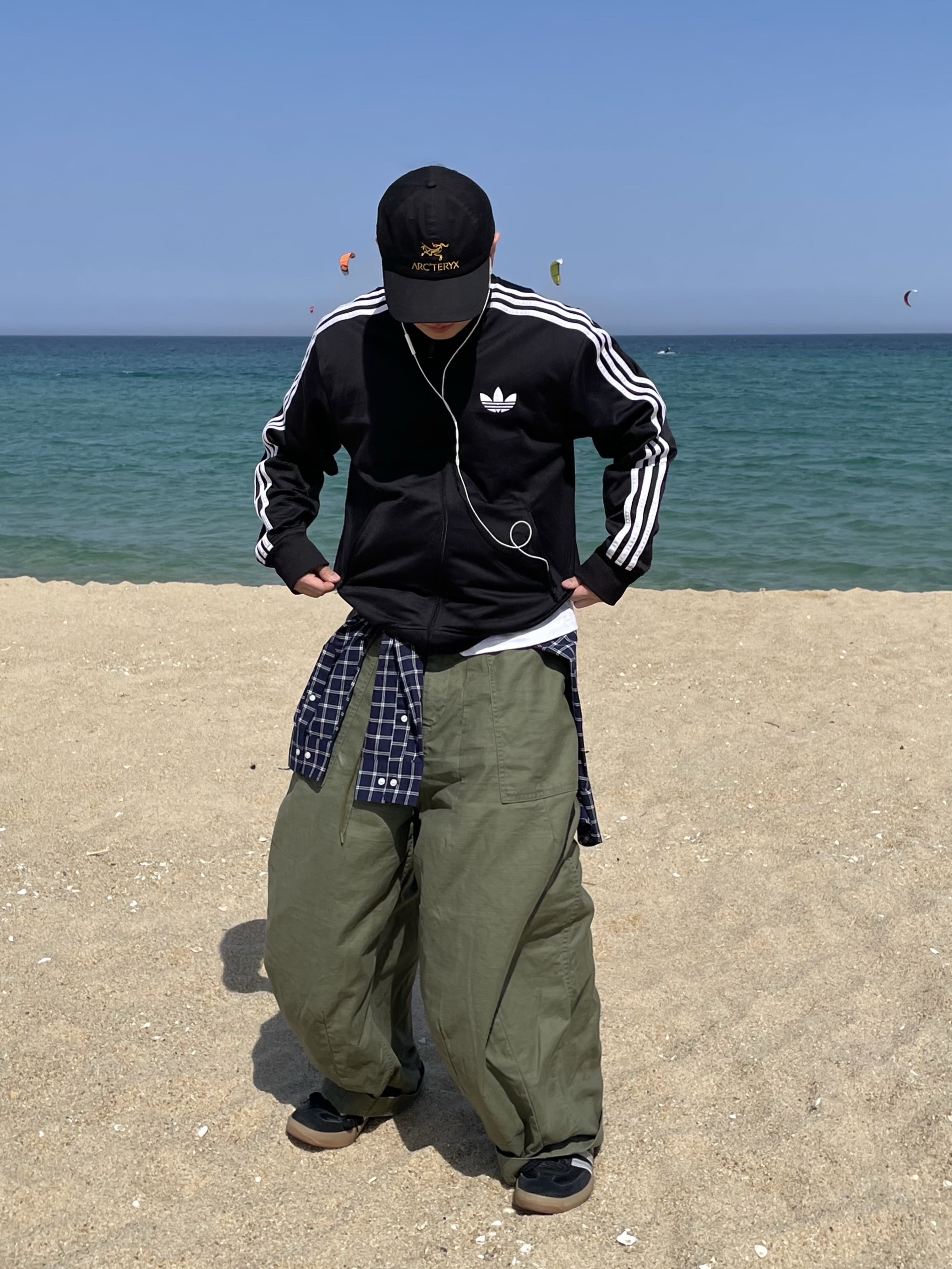 Kapital Kountry Dirty Shrink Truck Cap Kinari Khaki, Needles H.D. Fatigue Pants Olive 착용 스타일 - 7