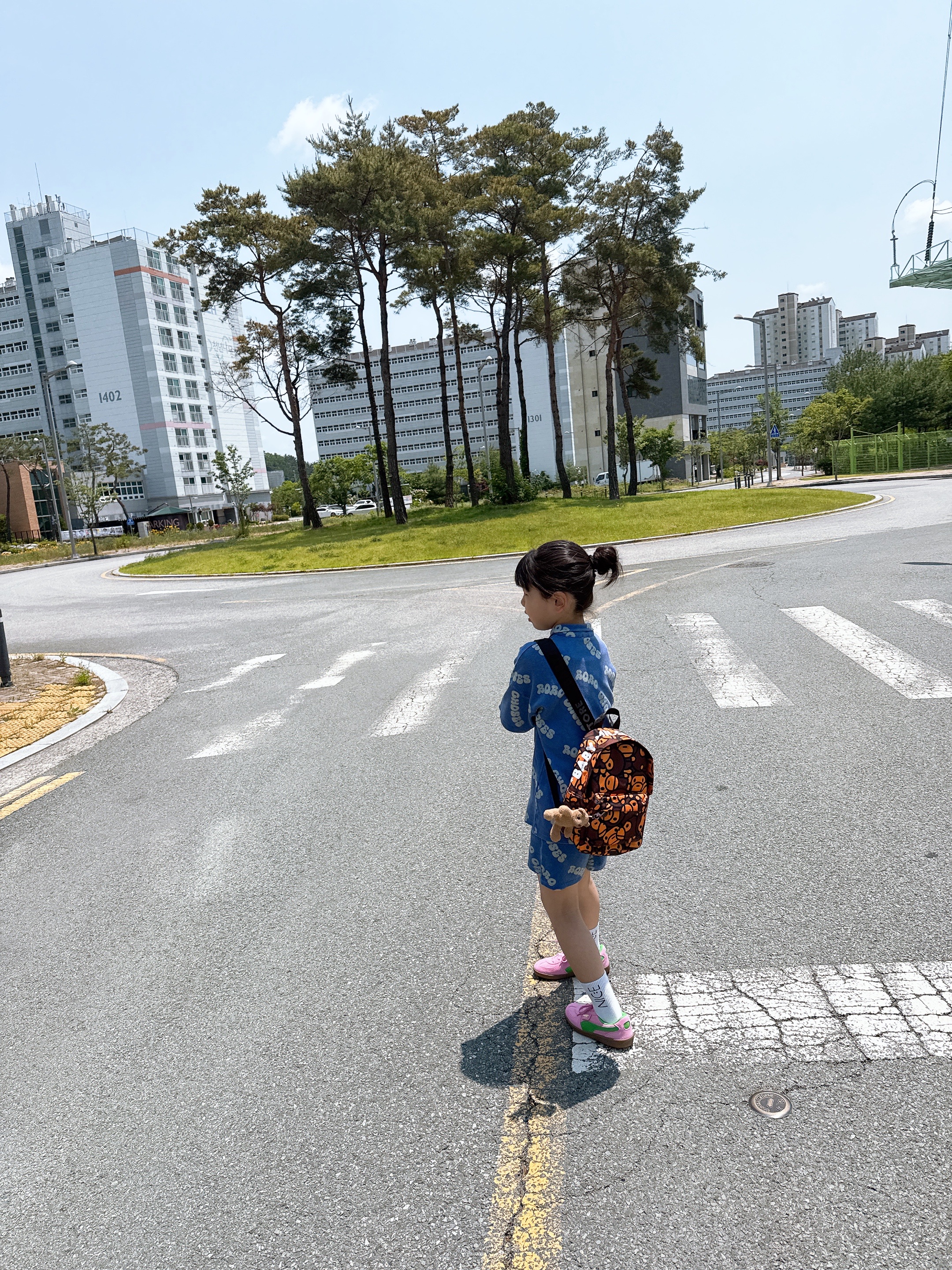 (PS) Puma Palermo Special Pink Delight Green, BAPE Baby Milo and Friends Camo Small Backpack Brown 착용 스타일