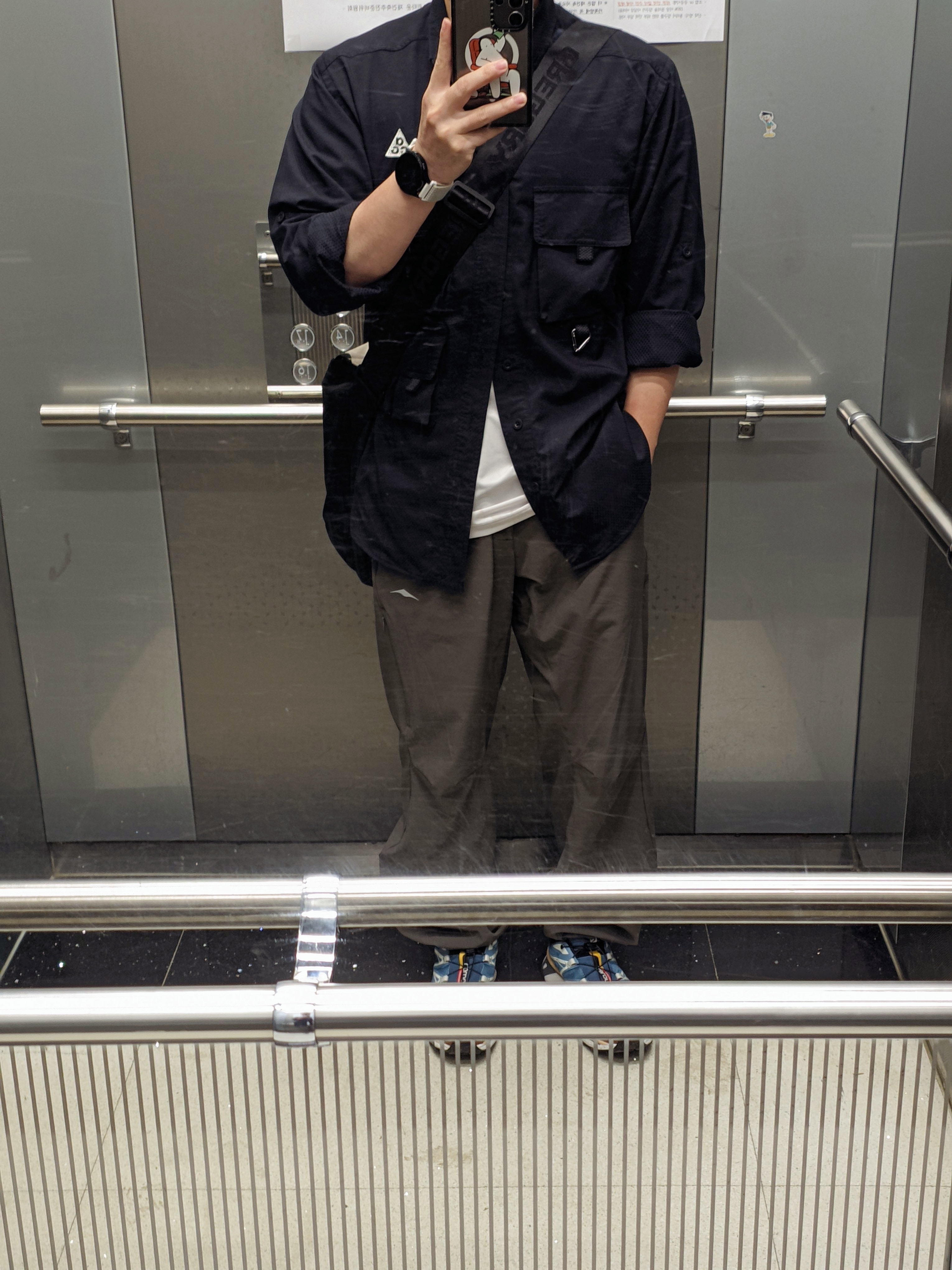 Salomon XT-6 Aegean Blue Tortoise Shell, Nike ACG Dri-Fit UV Devastation Trail Shirt Black Summit White - Asia 착용 스타일 - 1