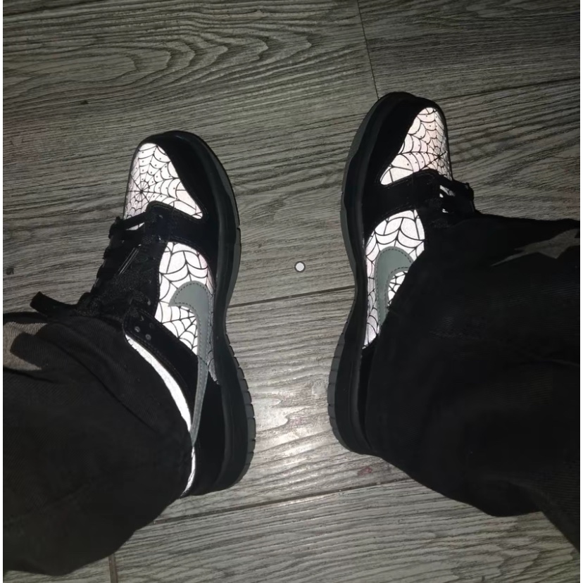 (GS) Nike Dunk Low Symbiote Black Dark Blue 착용 스타일