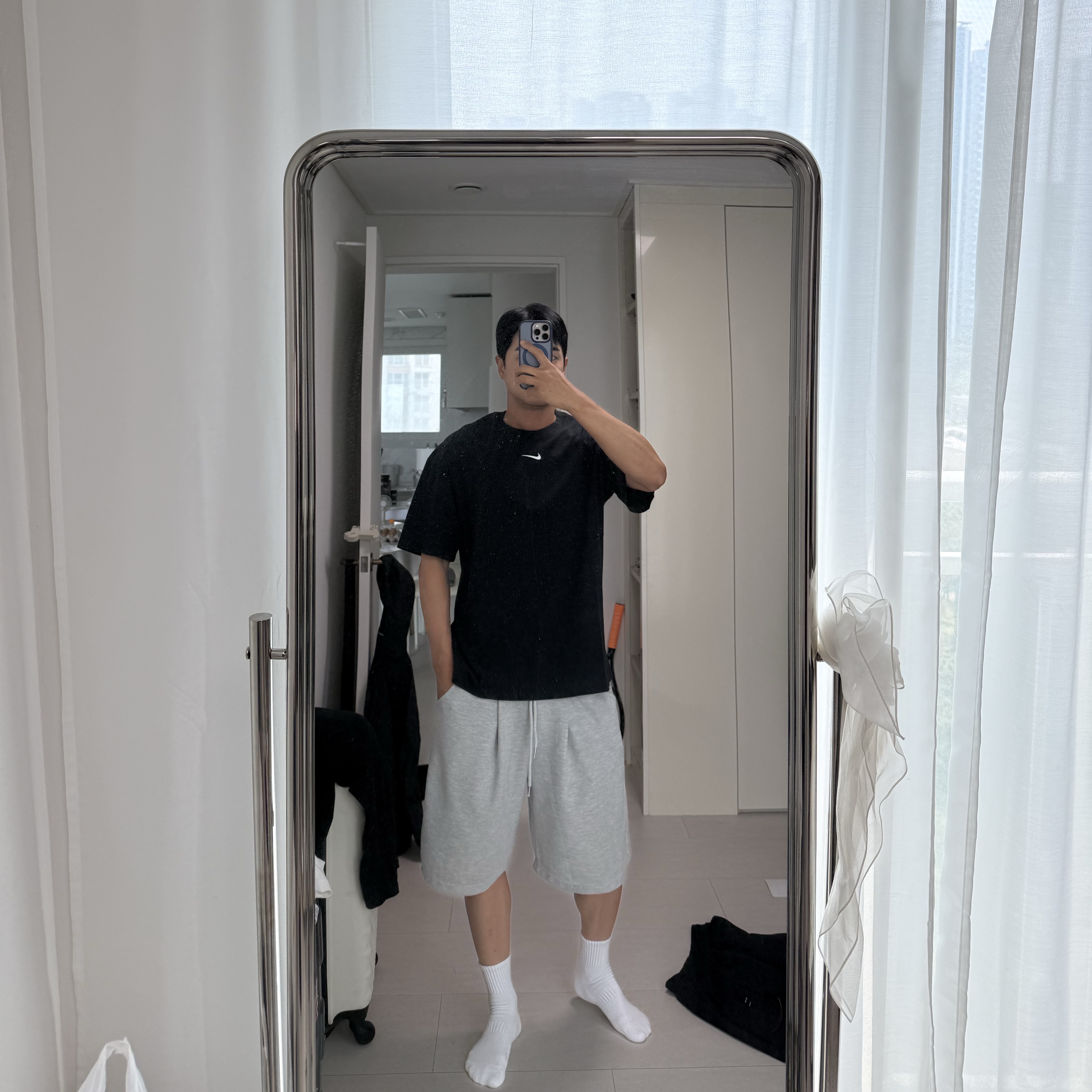 Nike x Drake Nocta Max 90 T-Shirt Black (FN7663-010) 착용 스타일 - 2
