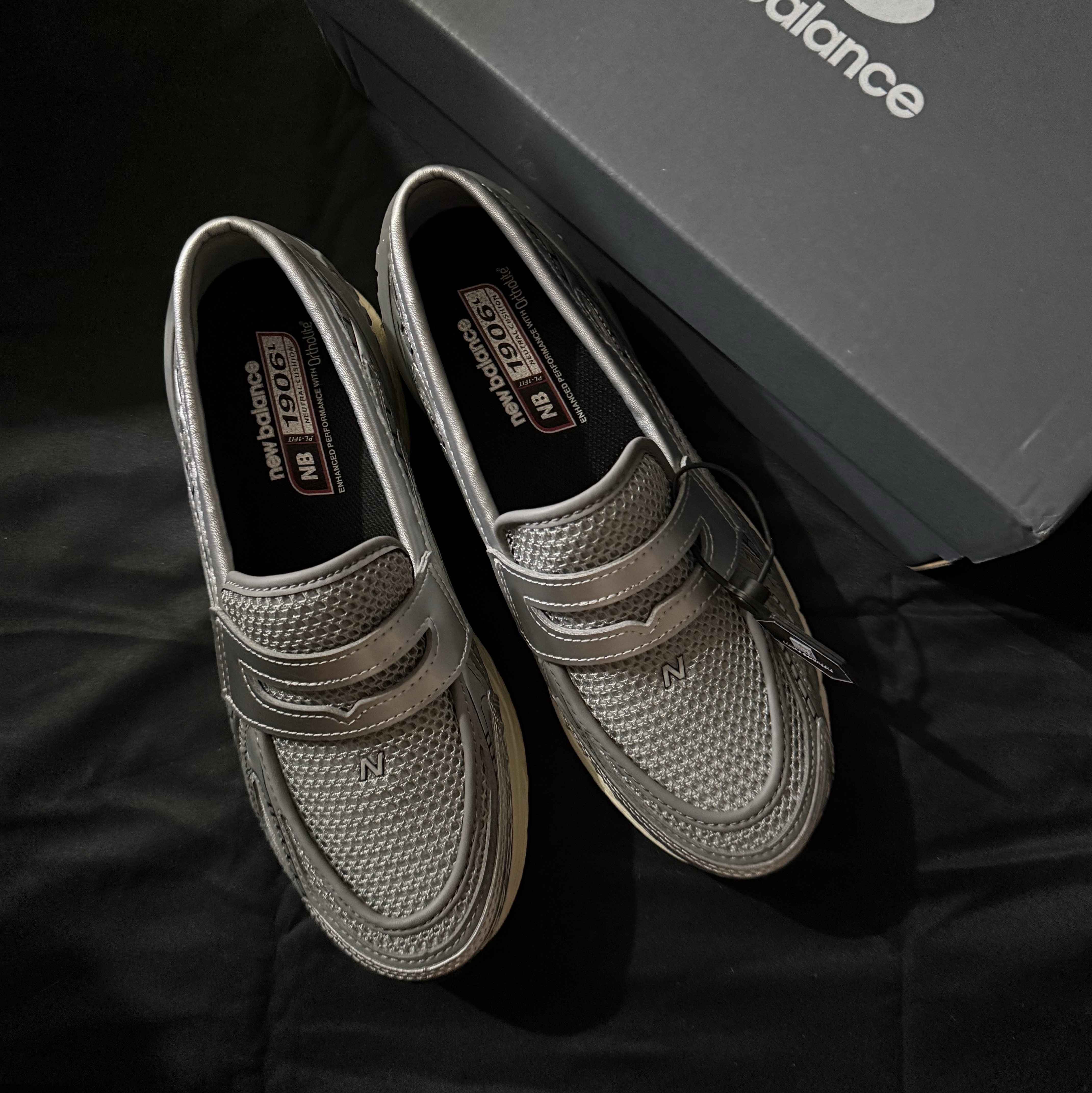 New Balance 1906L Grey Silver 착용 스타일