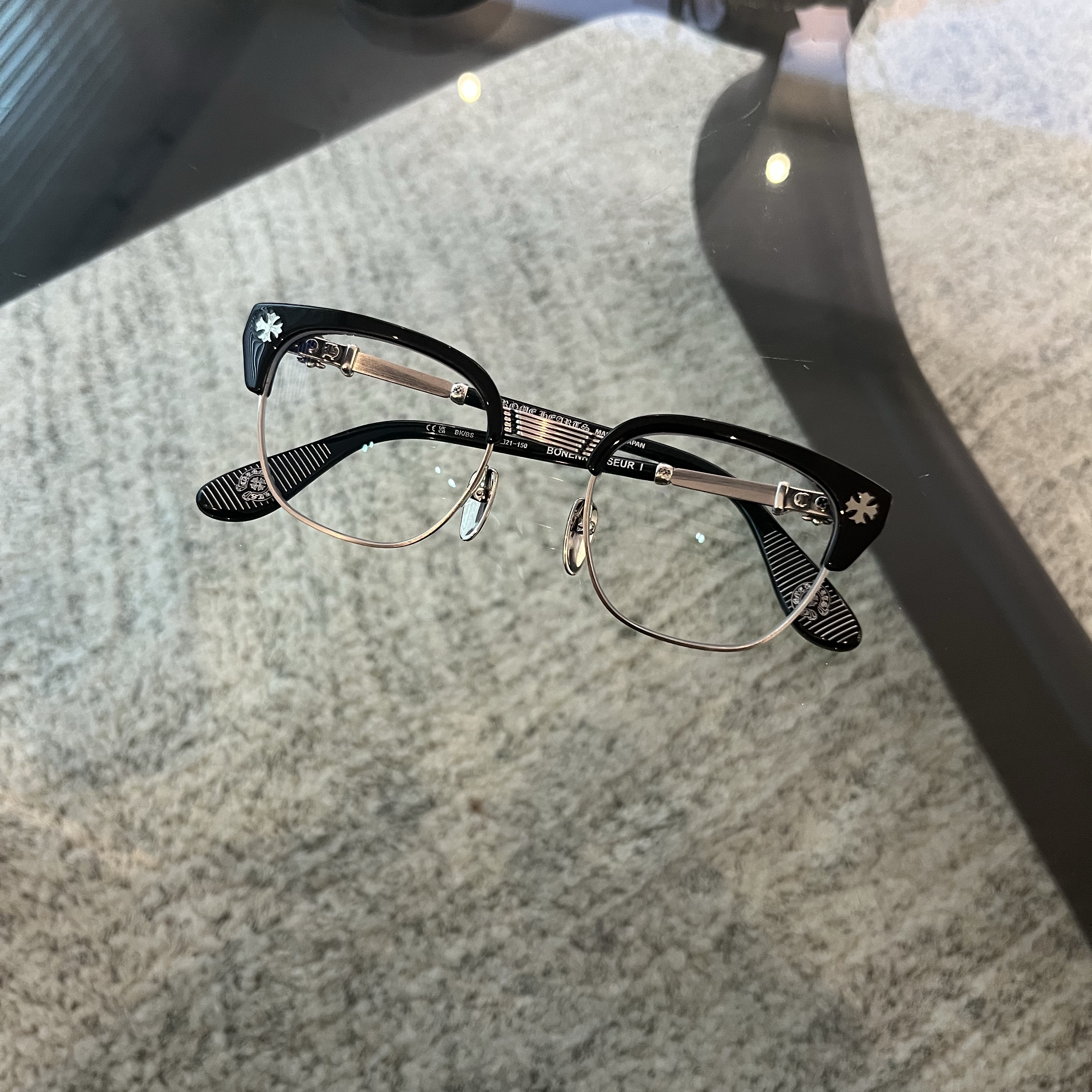 Chrome Hearts Bonennoisseur I Black Brushed Silver 착용 스타일 - 1