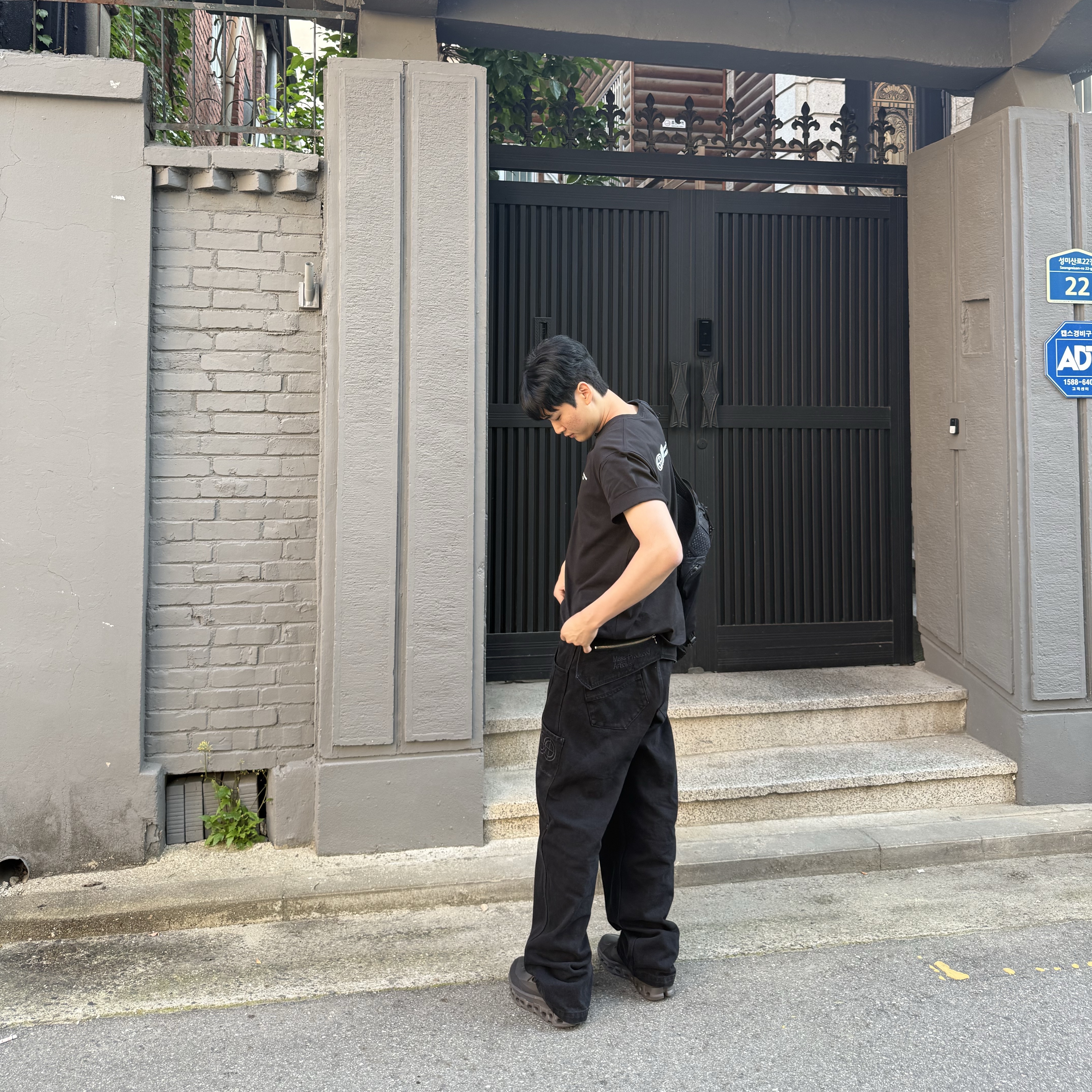 On Running x Post Archive Faction (Paf) Cloudmonster 2 Thorn Brown 착용 스타일 - 4