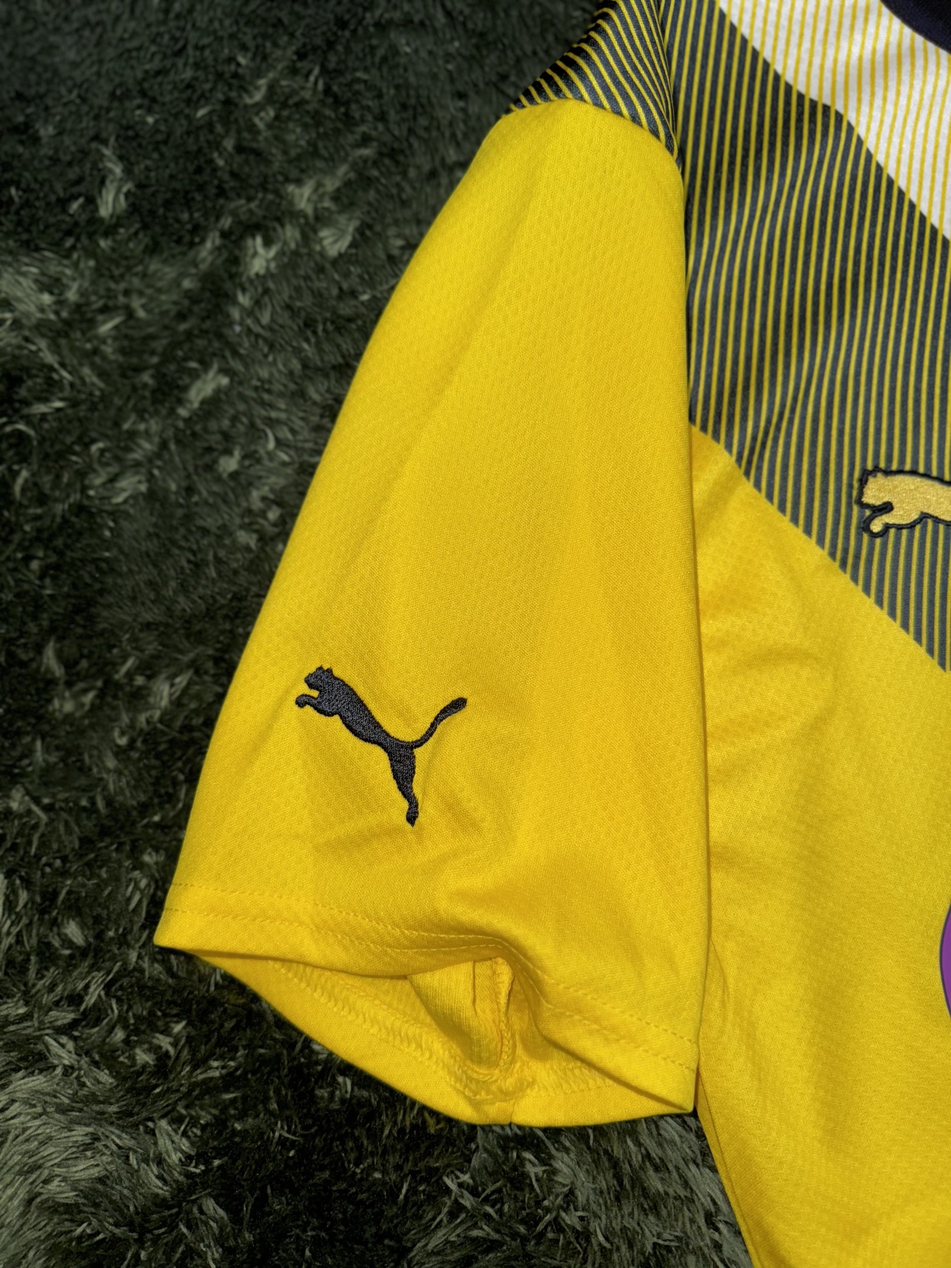Puma Borussia Dortmund 2022/23 Cup Jersey Replica Yellow (Non Marking Ver.) 착용 스타일 - 6