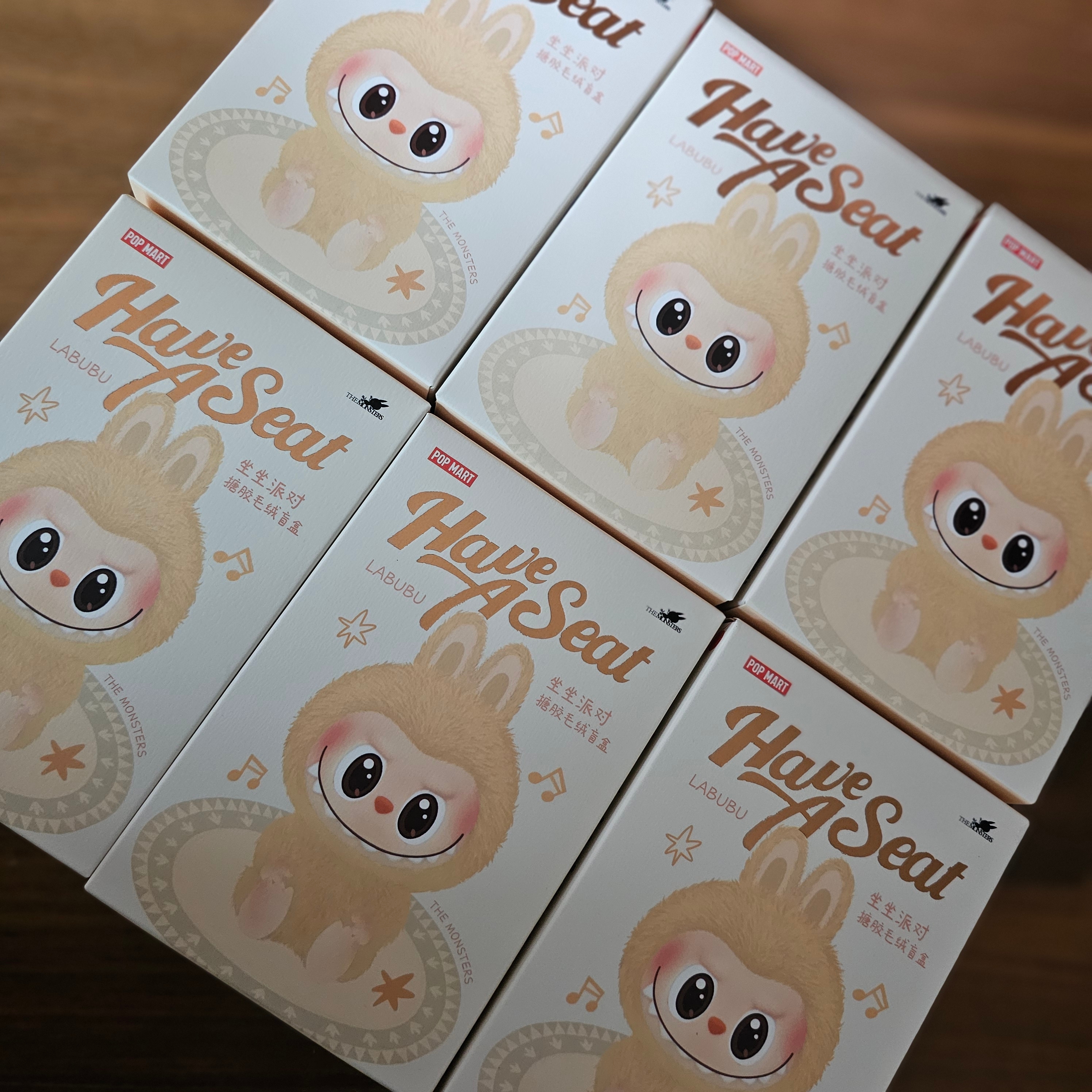 Pop Mart Labubu Let's Play Together Doll Series Sealed Case (6 Blind Boxes) 착용 스타일 - 2