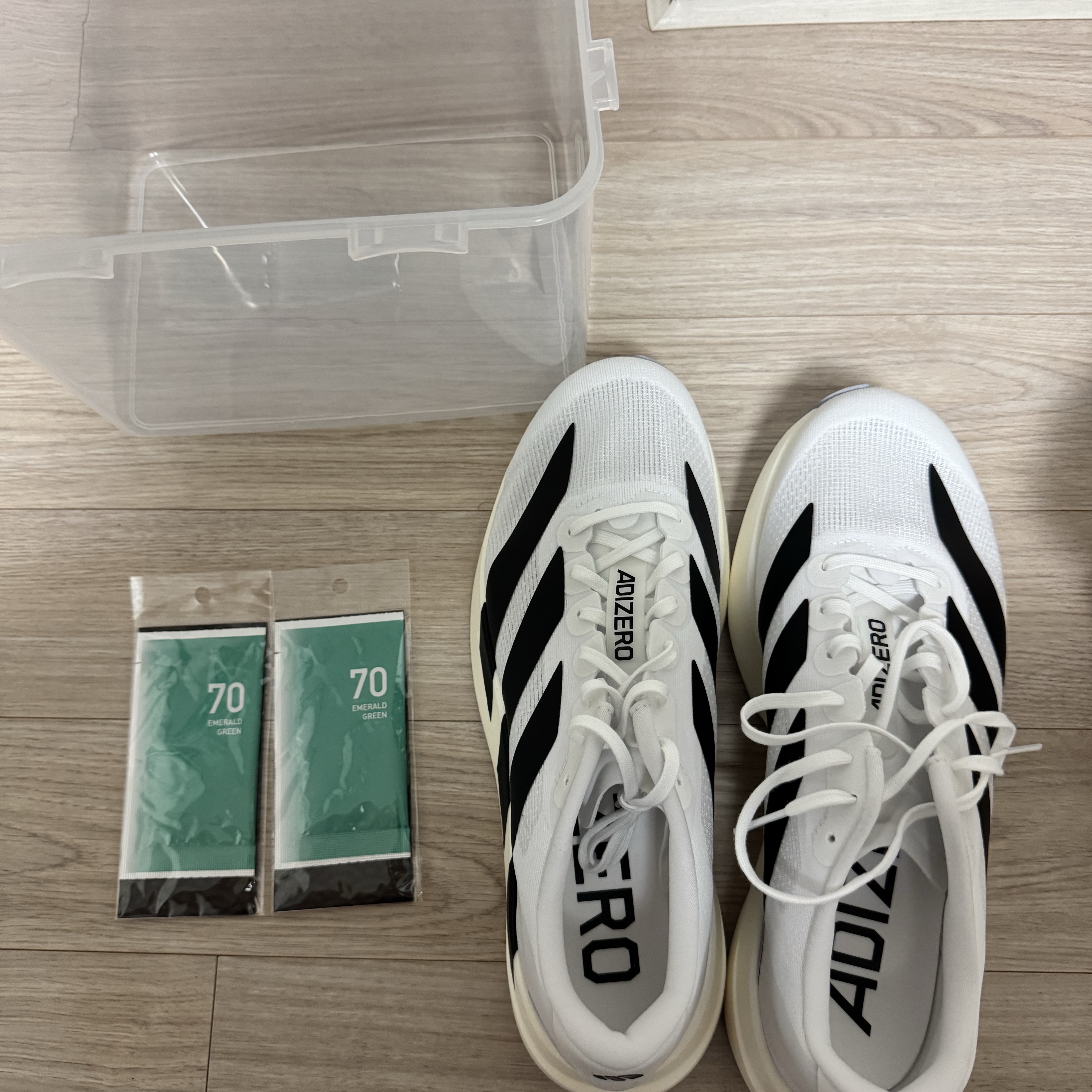 Adidas Adizero EVO SL Cloud White Core Black 착용 스타일 - 2