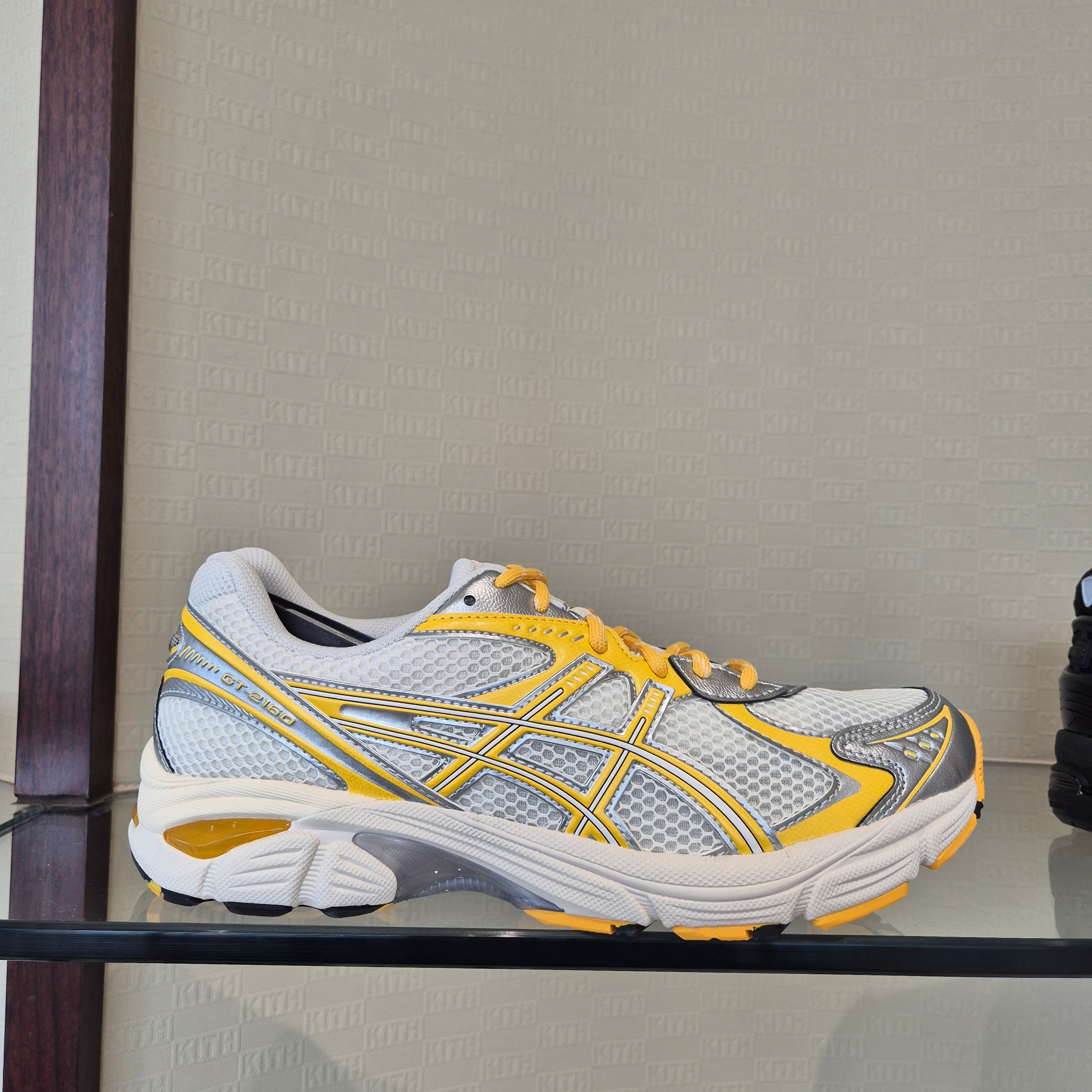 Asics x Kith GT-2160 Cream Solar Power 착용 스타일