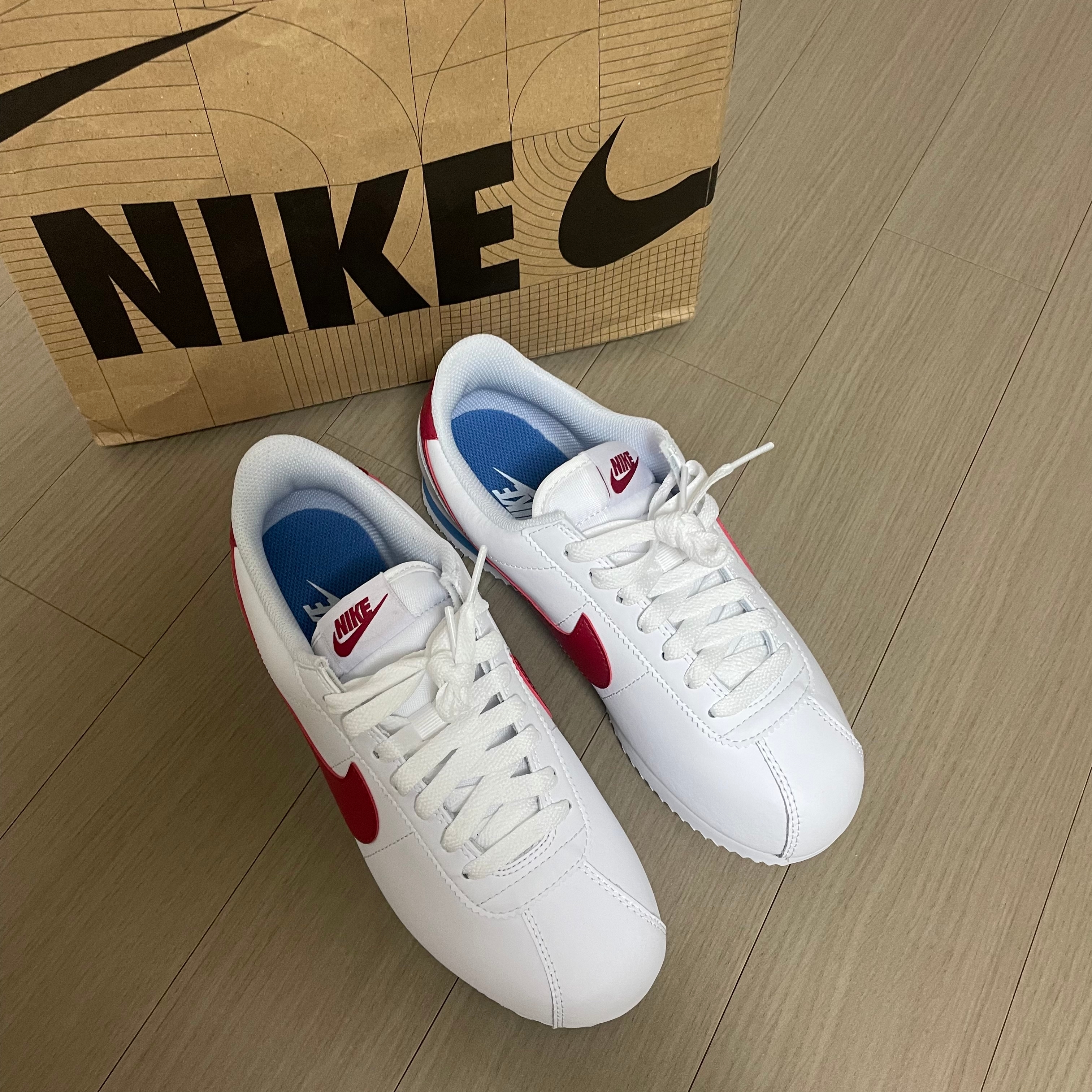 (W) Nike Cortez Leather White Varsity Red 착용 스타일 - 2