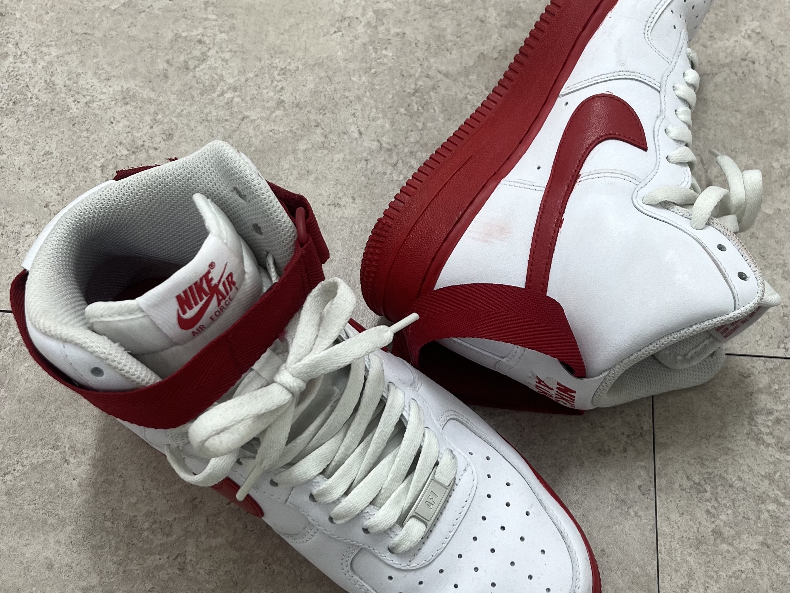 Nike Air Force 1 Low White Red Midsole 착용 스타일 - 5