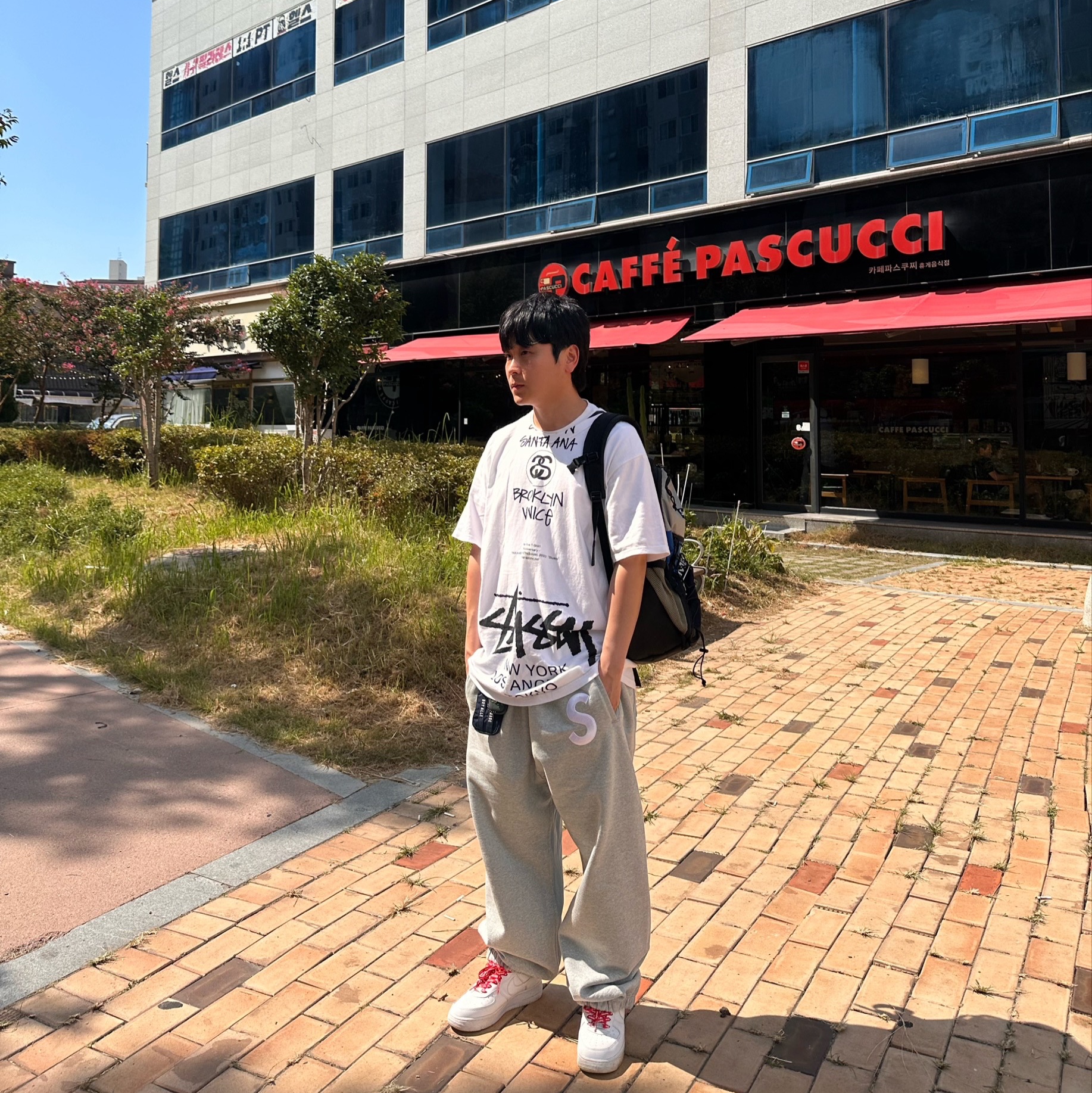 Stussy x Takahiromiyashita The Soloist 40 WT T-Shirt, Nike x Supreme Air Force 1 Low White 착용 스타일 - 2