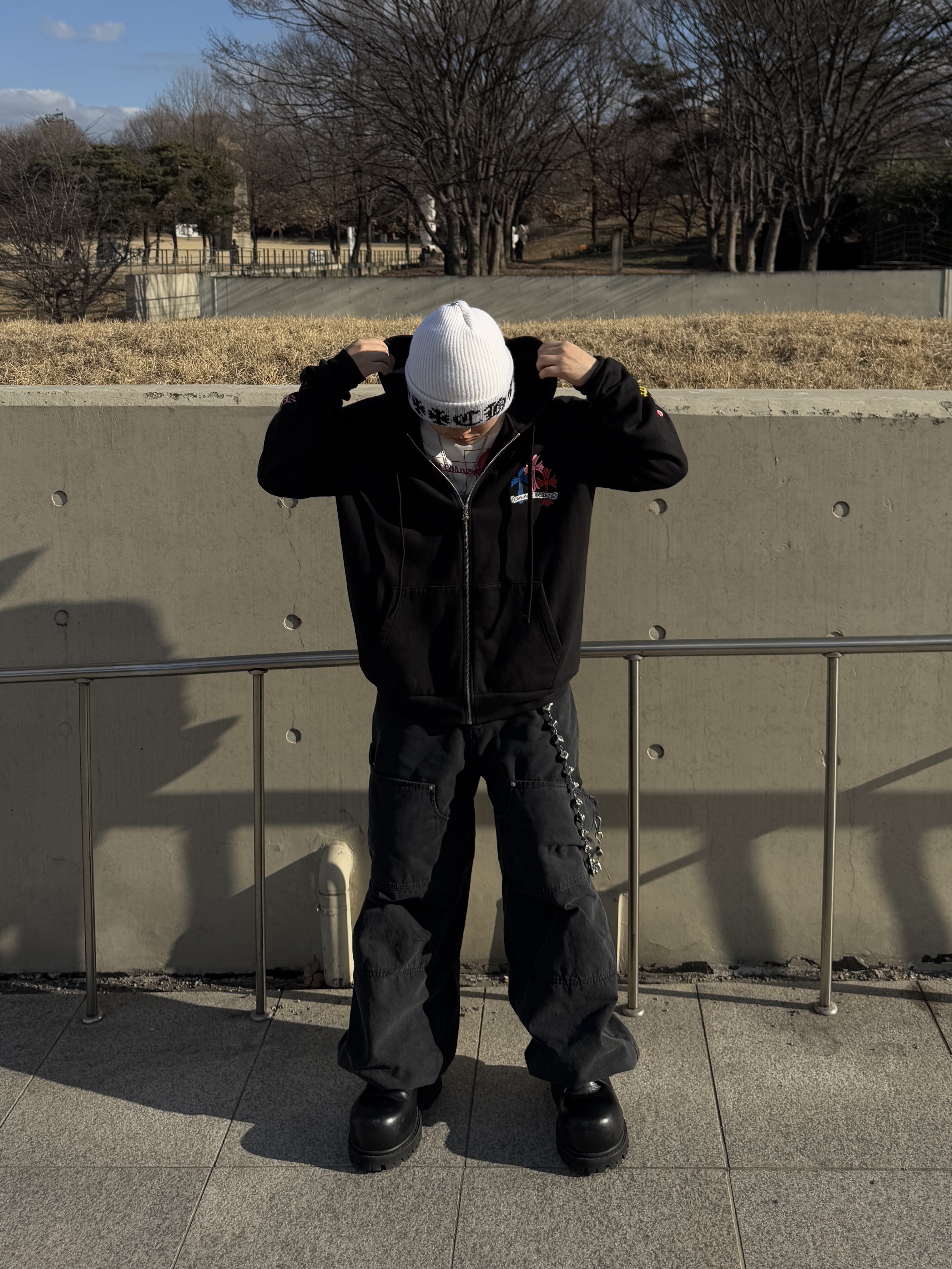 Chrome Hearts Big Daddy Cashmere Beanie White 착용 스타일
