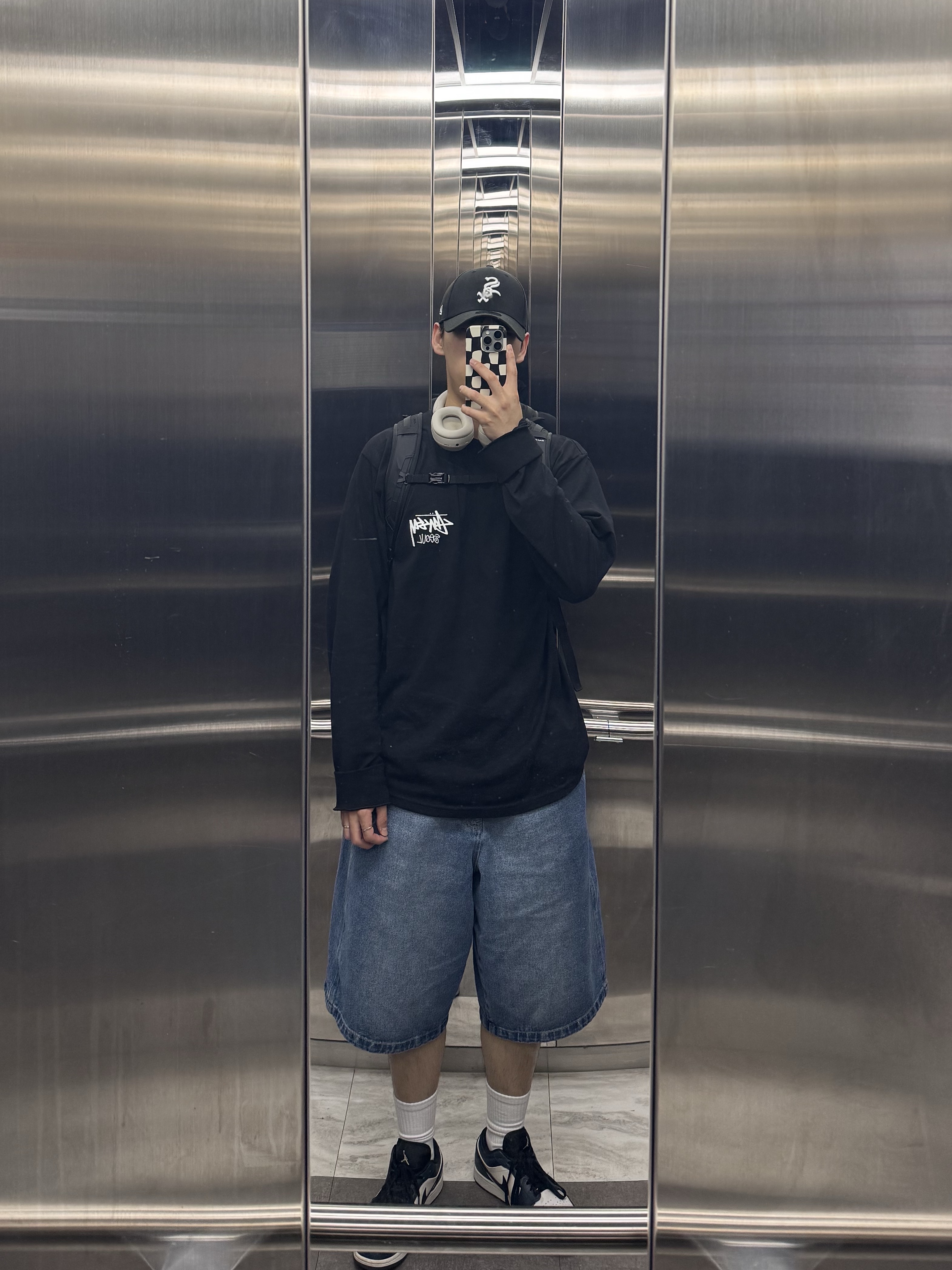 Dickies Loose Fit 13 Inch Flat Front Work Shorts Black, Adidas Gazelle Germany Off White Utility Black 착용 스타일 - 2