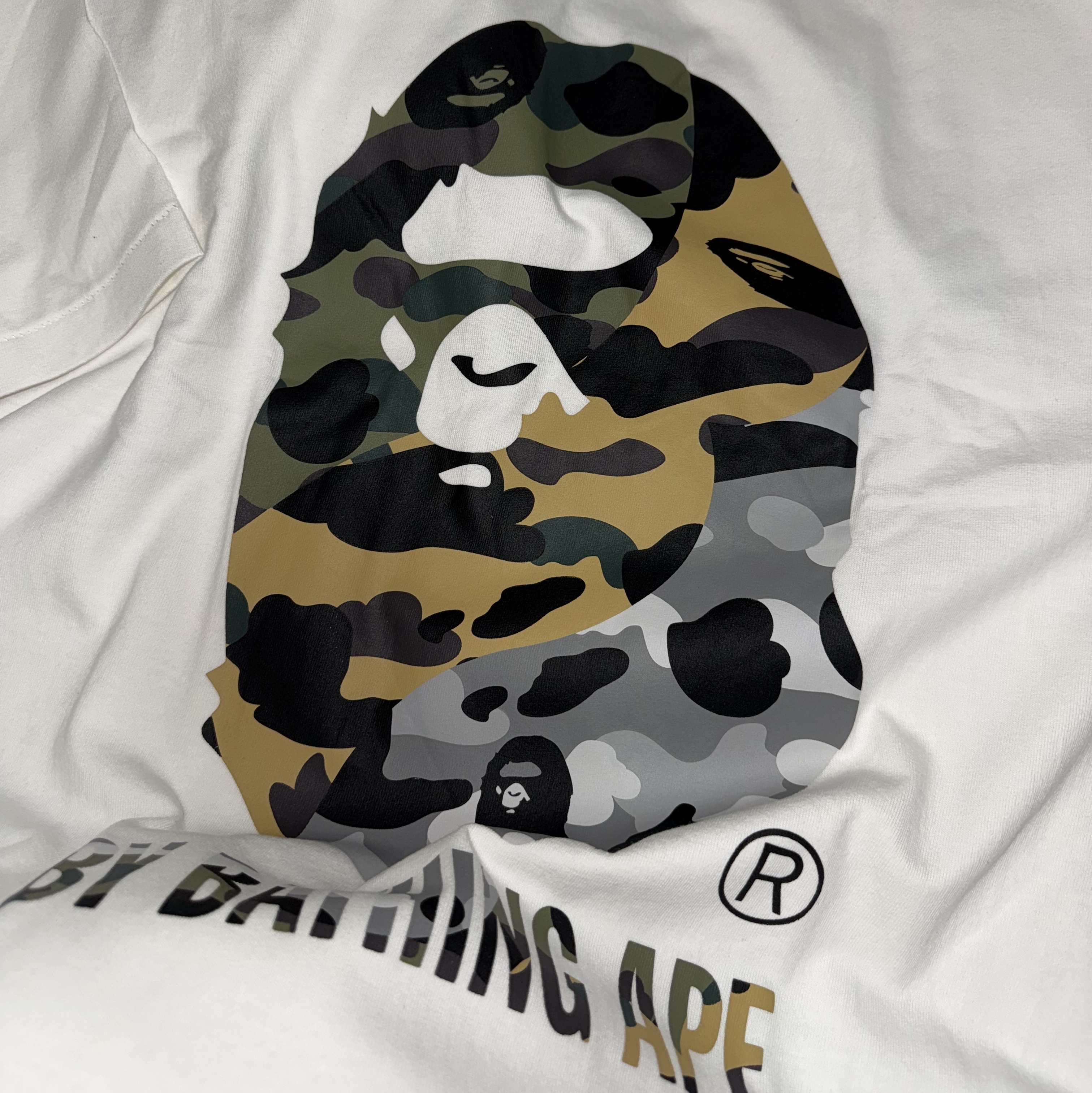 BAPE 1st Camo Crazy By Bathing Ape T-Shirt White 착용 스타일