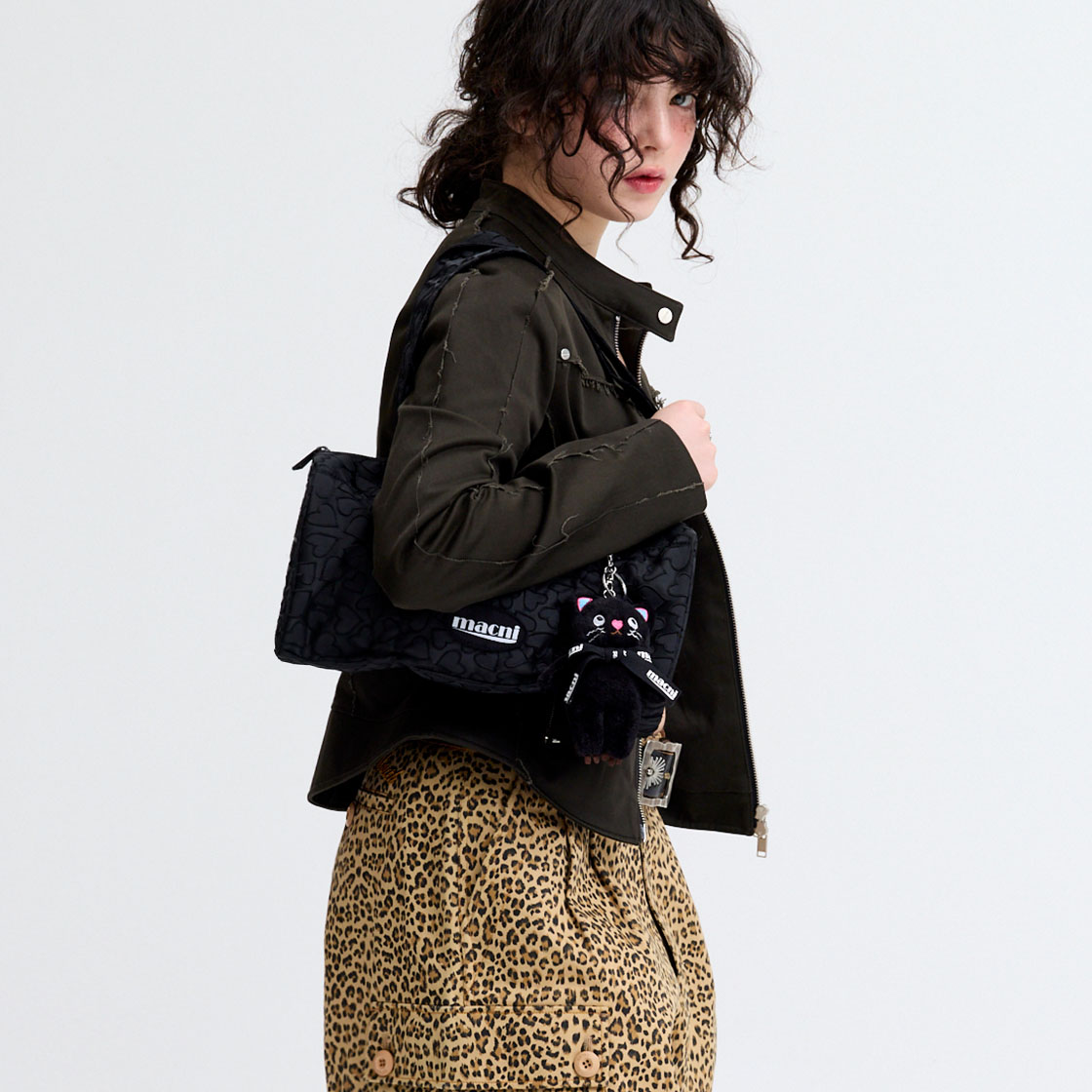 마크니 아모라 미니 숄더백(MACNI Amora Mini Shoulder Bag Black) - 3
