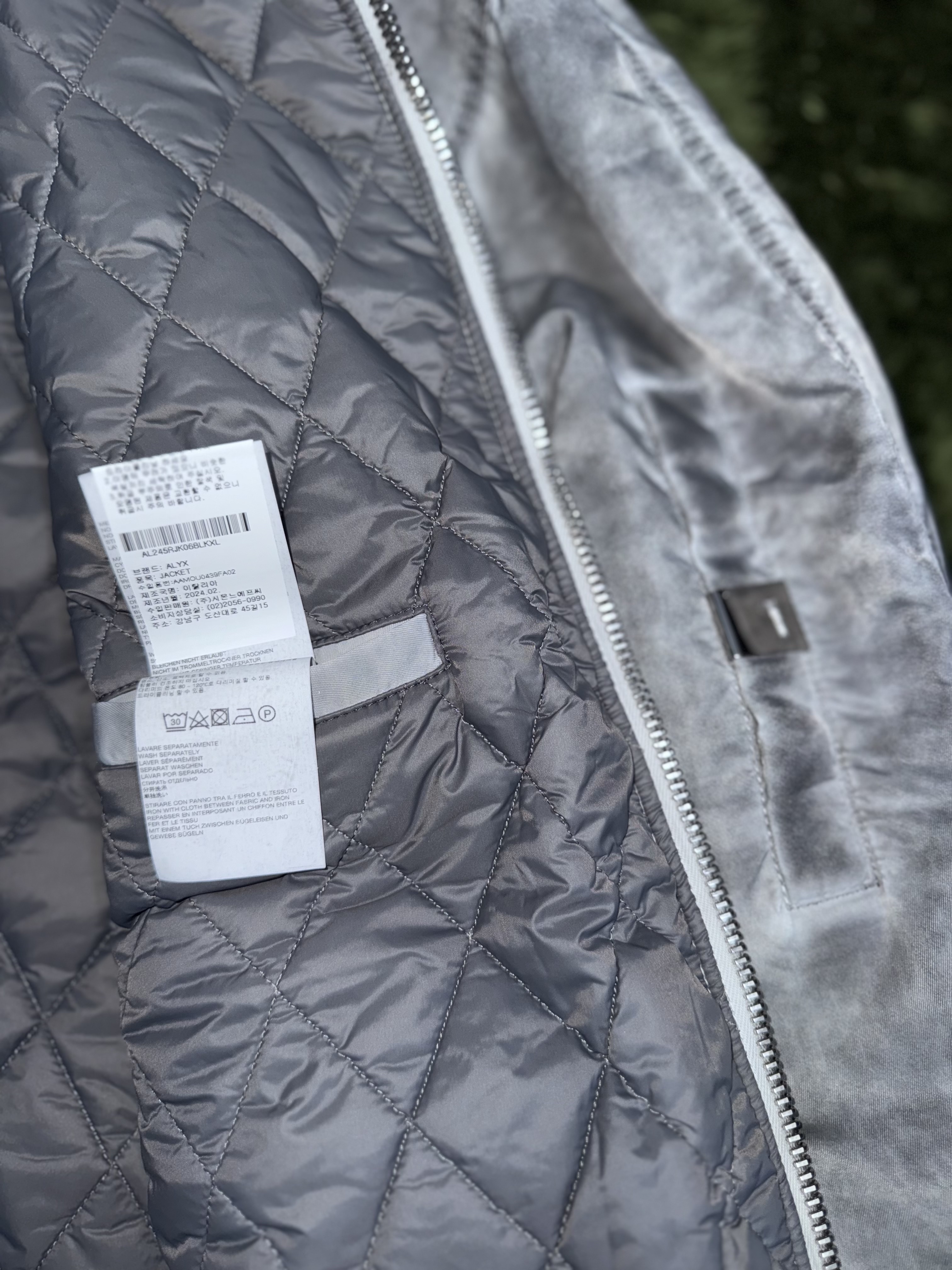 1017 Alyx 9SM Overdyed Bomber Jacket Washed Black 착용 스타일 - 8