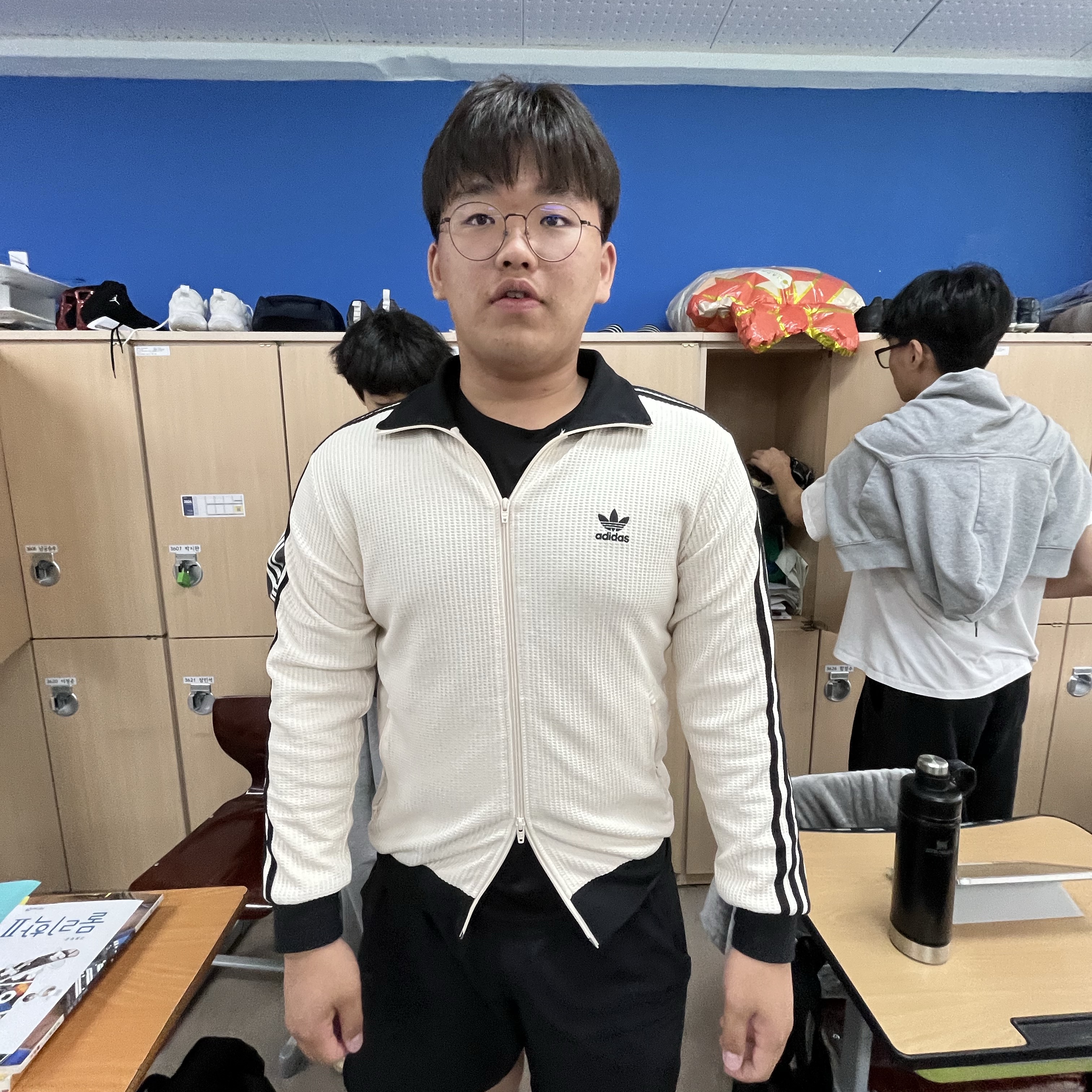 Adidas Waffle Beckenbauer Track Top Wonder White - KR Sizing 착용 스타일 - 1
