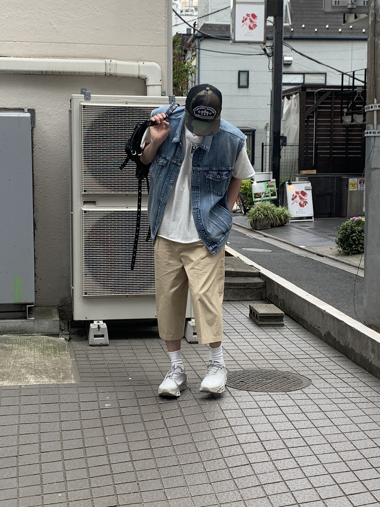 On Running x Post Archive Faction (Paf) Cloudmonster 2 Moondust Chalk, Chrome Hearts King Taco Mesh Trucker Hat Camo 착용 스타일 - 7