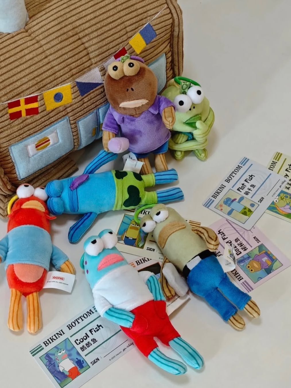 Pop Mart Bikini Bottom Buddies Whimsical Plush (1 Blind Box), Pop Mart Bikini Bottom Buddies Whimsical Plush (6 Blind Boxes) 착용 스타일 - 3