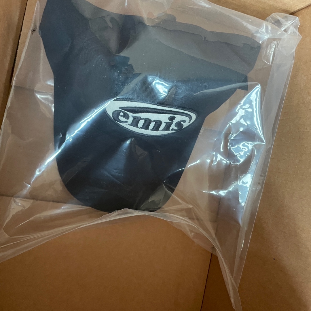 Emis Tone On Tone Wappen Ball Cap Black 착용 스타일 - 1