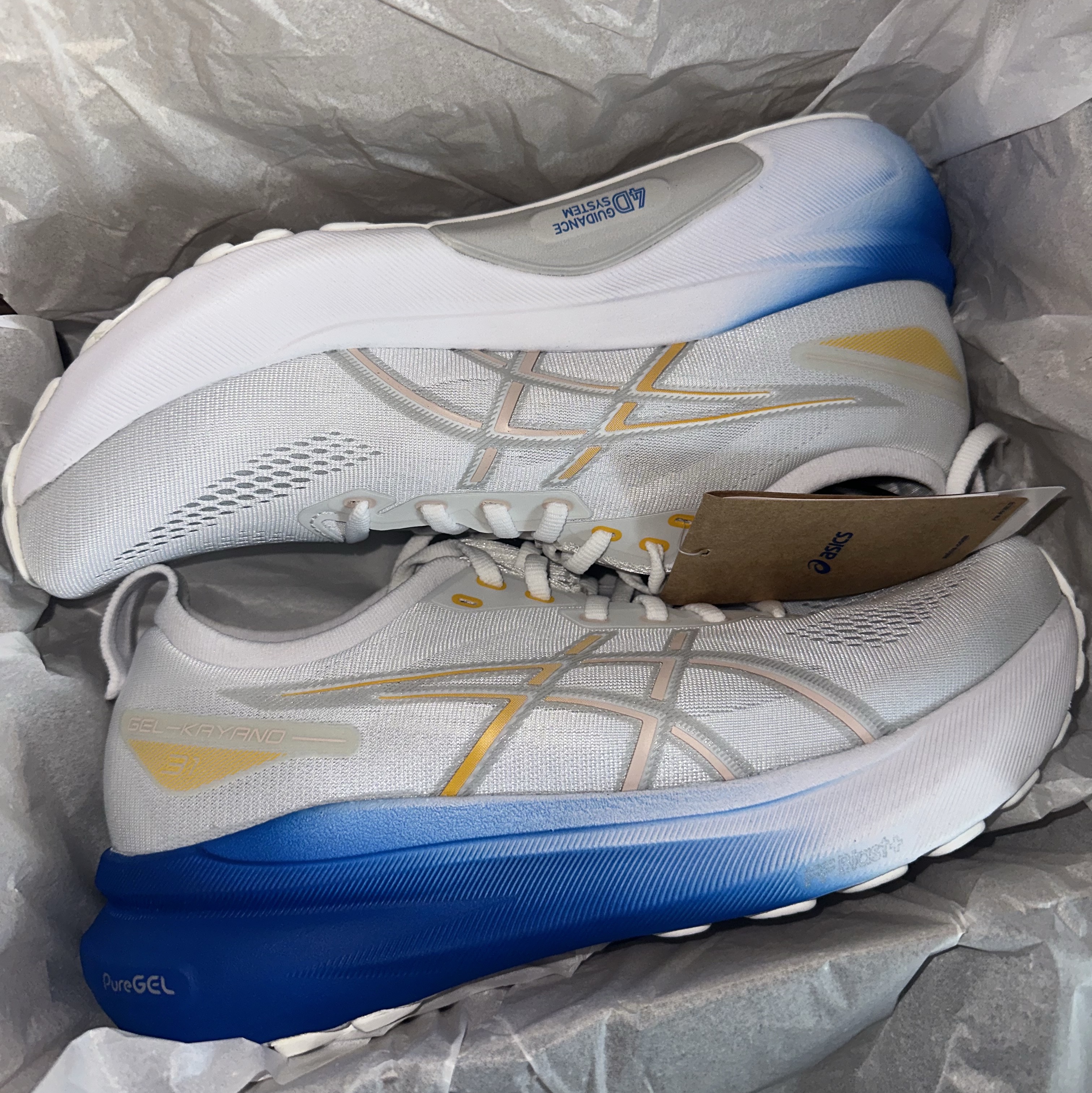 Asics Gel-Kayano 31 White Breeze 착용 스타일