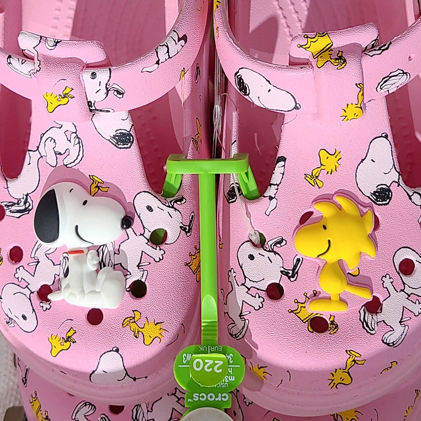 Crocs x Haribo Classic Clog Multi, (Kids) Crocs x Haribo Classic Clog Multi 착용 스타일 - 4